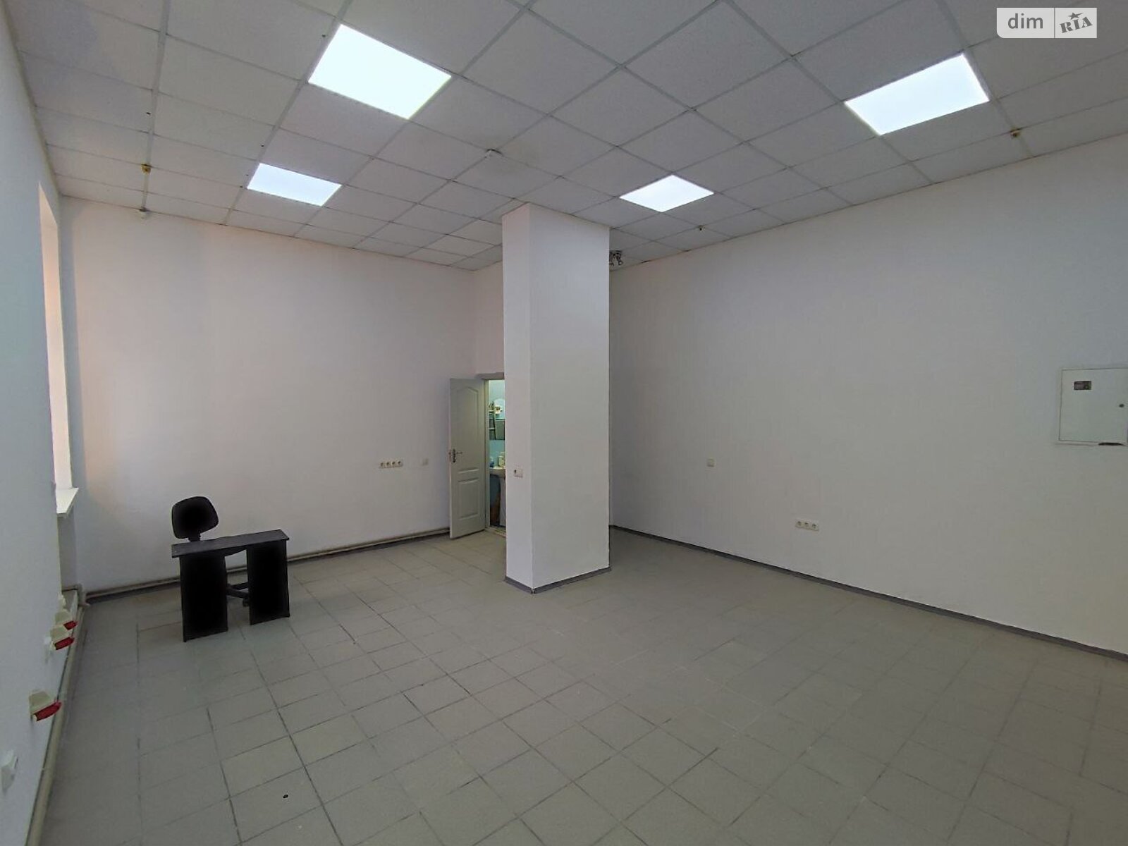 Коммерческое помещение в Ровно, сдам в аренду по Мазепы Гетьмана улица 4, район Центр, цена: 25 000 грн за объект фото 1