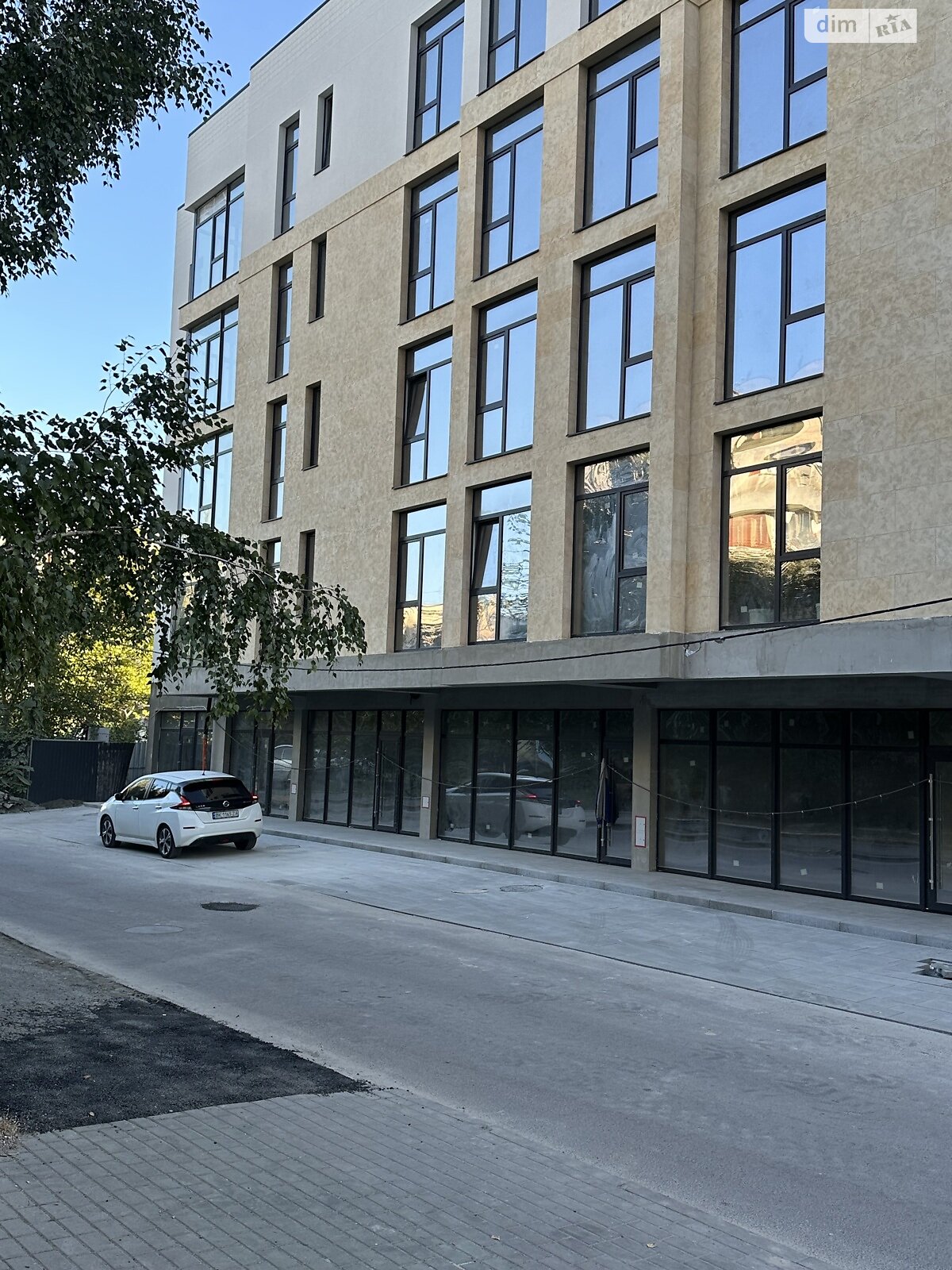 Коммерческое помещение в Ровно, сдам в аренду по Скульптора Сосновского (Петра Чайковского) улица, район Центр, цена: 28 000 грн за объект фото 1 Коммерческое помещение в Ровно, сдам в аренду по Скульптора Сосновского (Петра Чайковского) улица, район Центр, цена: 28 000 грн за объект фото 1