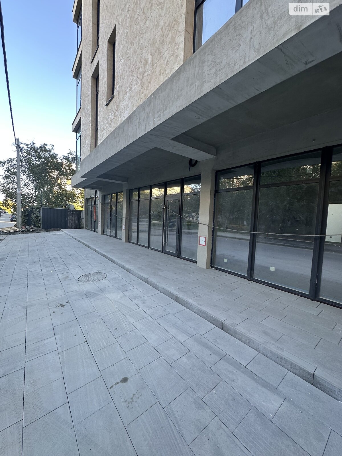 Коммерческое помещение в Ровно, сдам в аренду по Скульптора Сосновского (Петра Чайковского) улица, район Центр, цена: 28 000 грн за объект фото 1 Коммерческое помещение в Ровно, сдам в аренду по Скульптора Сосновского (Петра Чайковского) улица, район Центр, цена: 28 000 грн за объект фото 1