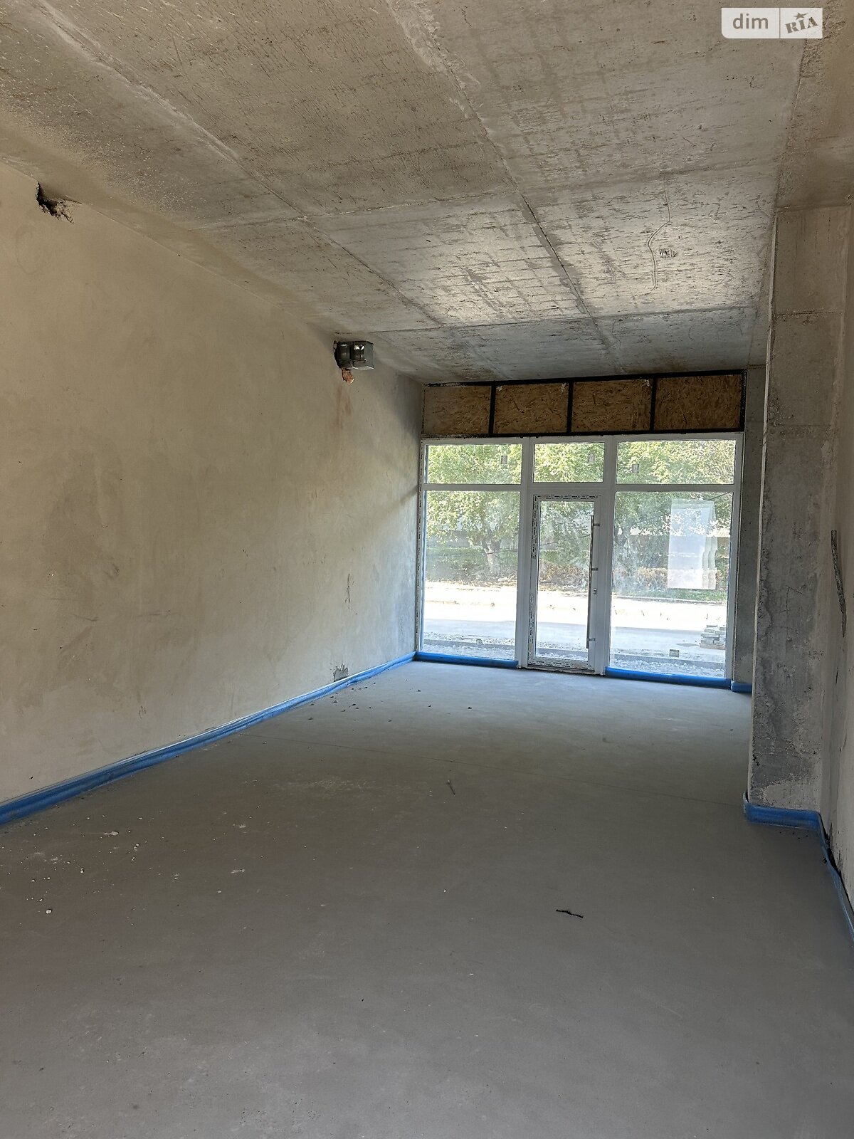 Коммерческое помещение в Ровно, сдам в аренду по Скульптора Сосновского (Петра Чайковского) улица, район Центр, цена: 28 000 грн за объект фото 1 Коммерческое помещение в Ровно, сдам в аренду по Скульптора Сосновского (Петра Чайковского) улица, район Центр, цена: 28 000 грн за объект фото 1