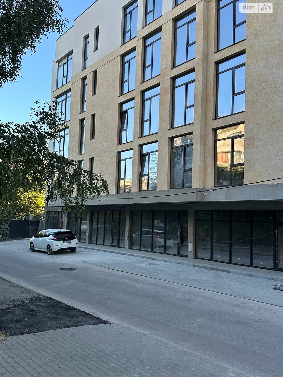 Коммерческое помещение в Ровно, сдам в аренду по Скульптора Сосновского (Петра Чайковского) улица, район Центр, цена: 28 000 грн за объект фото 1