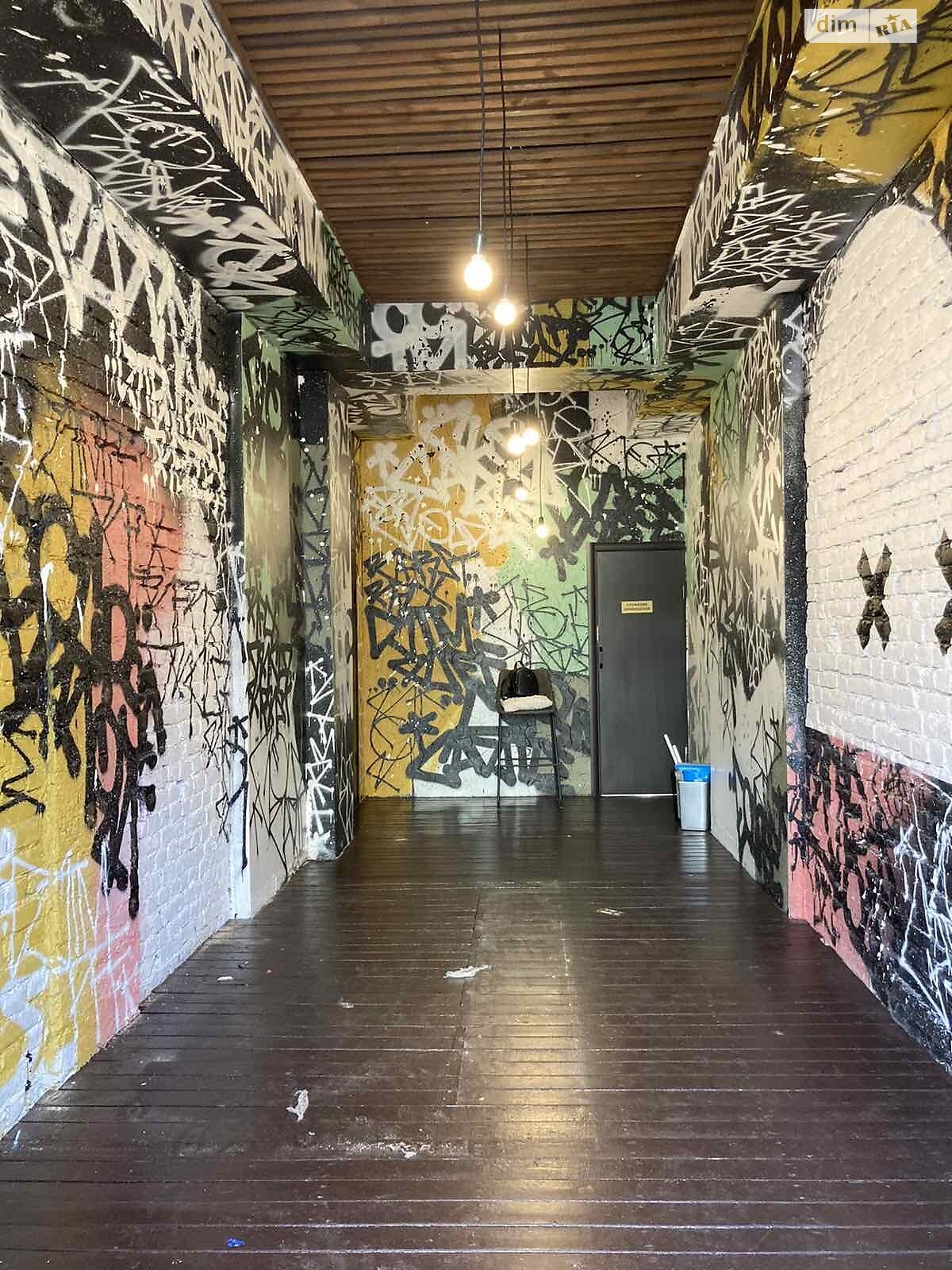 Комерційне приміщення в Рівному, здам в оренду по Соборна вулиця 15, район Центр, ціна: 25 300 грн за об’єкт фото 1