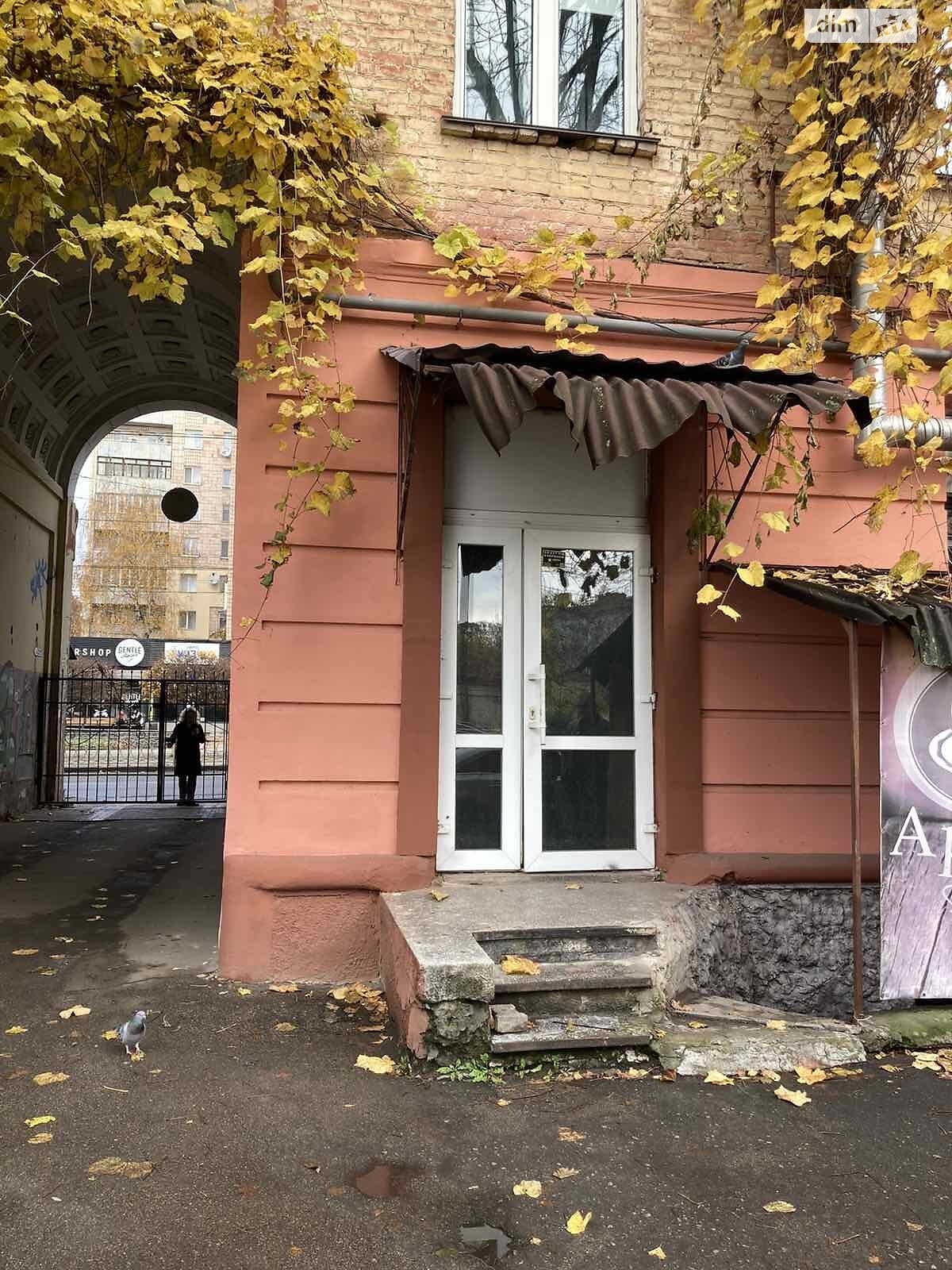 Комерційне приміщення в Рівному, здам в оренду по Соборна вулиця 15, район Центр, ціна: 25 300 грн за об’єкт фото 1