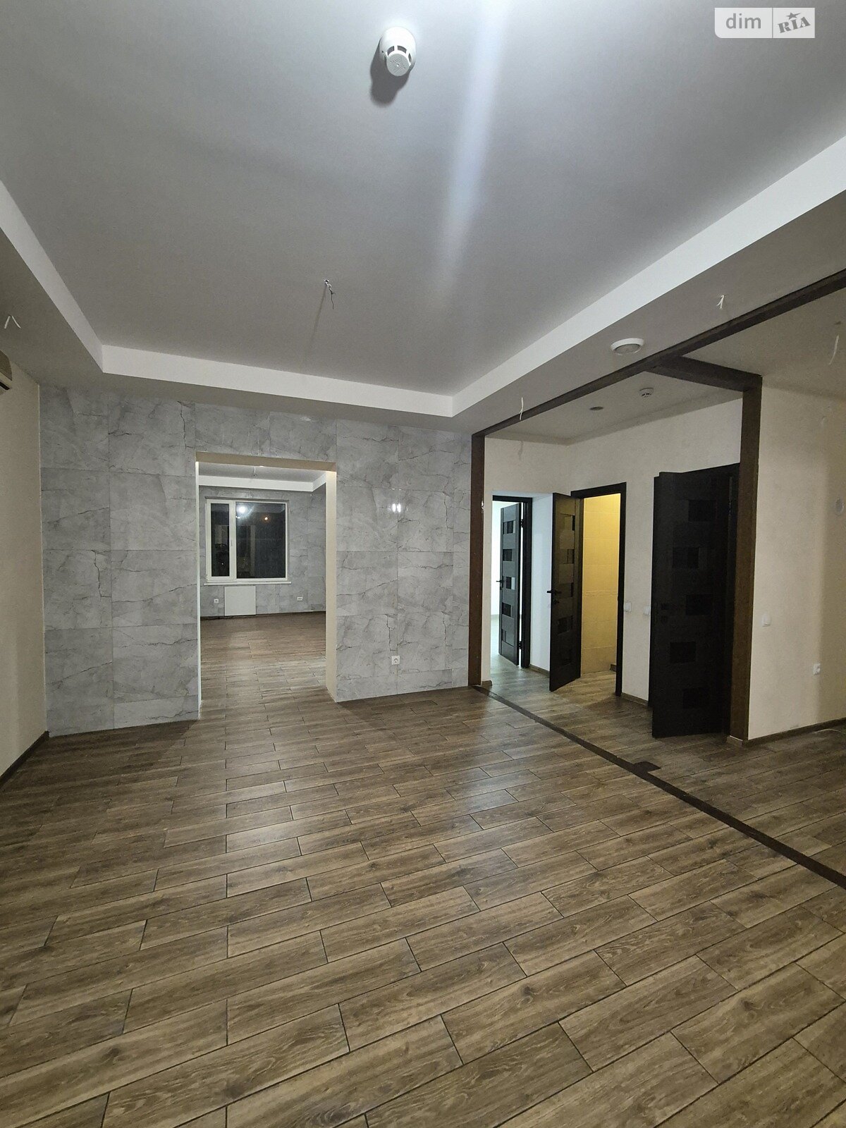 Комерційне приміщення в Рівному, здам в оренду по Соборна вулиця, район Центр, ціна: 72 165 грн за об’єкт фото 1