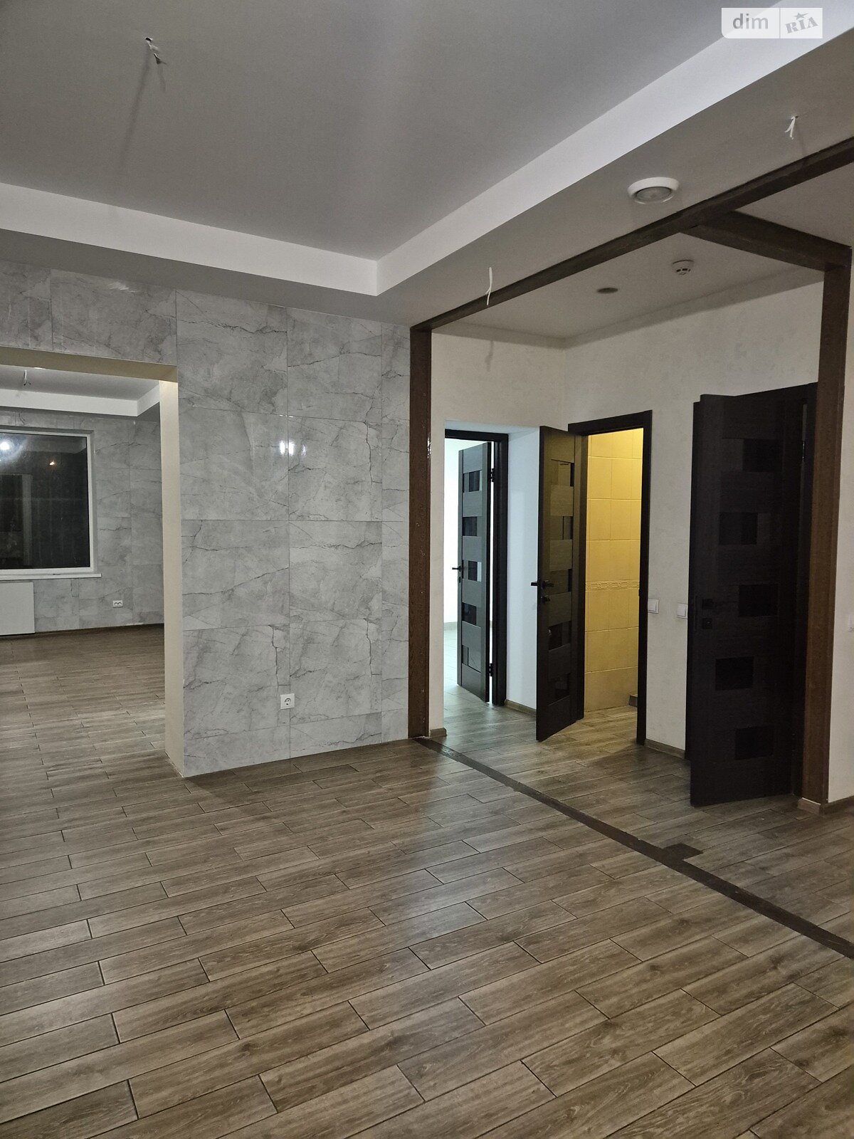 Комерційне приміщення в Рівному, здам в оренду по Соборна вулиця, район Центр, ціна: 72 165 грн за об’єкт фото 1