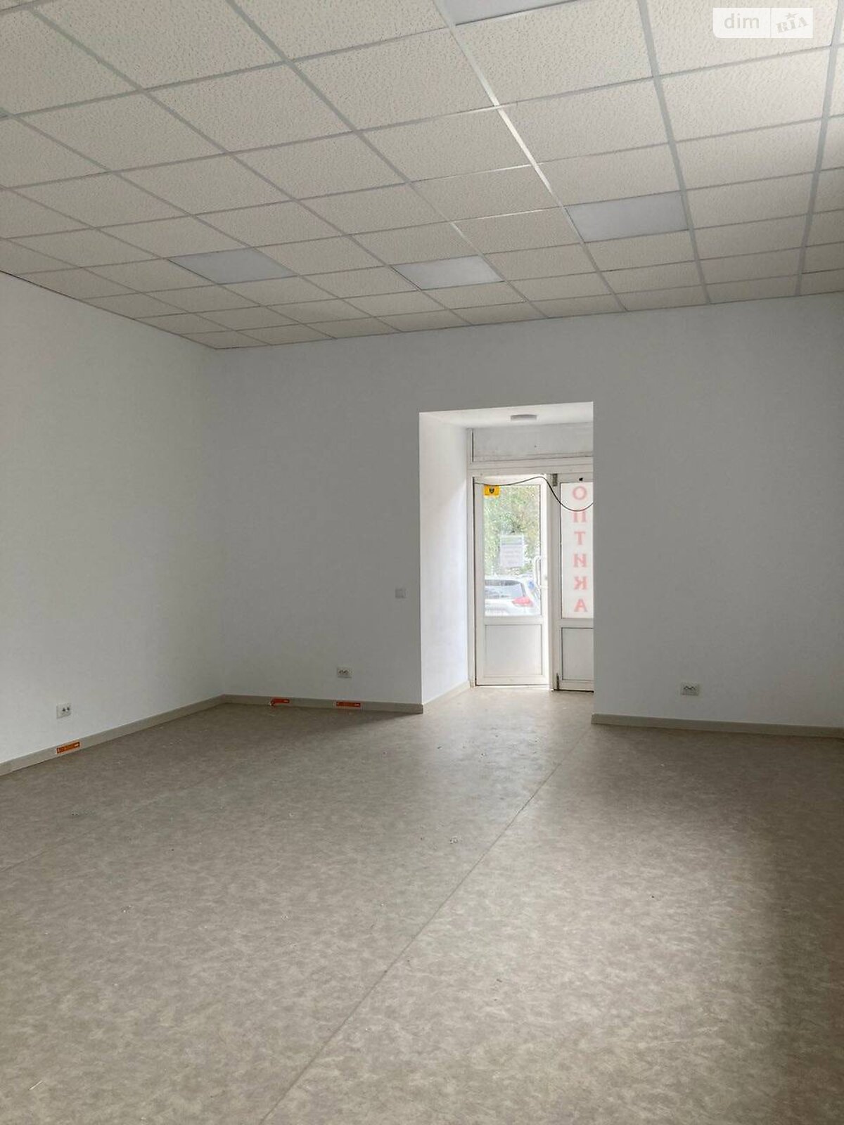 Коммерческое помещение в Ровно, сдам в аренду по Тараса Давидюка (Набережная) улица 6, район Центр, цена: 17 870 грн за объект фото 1