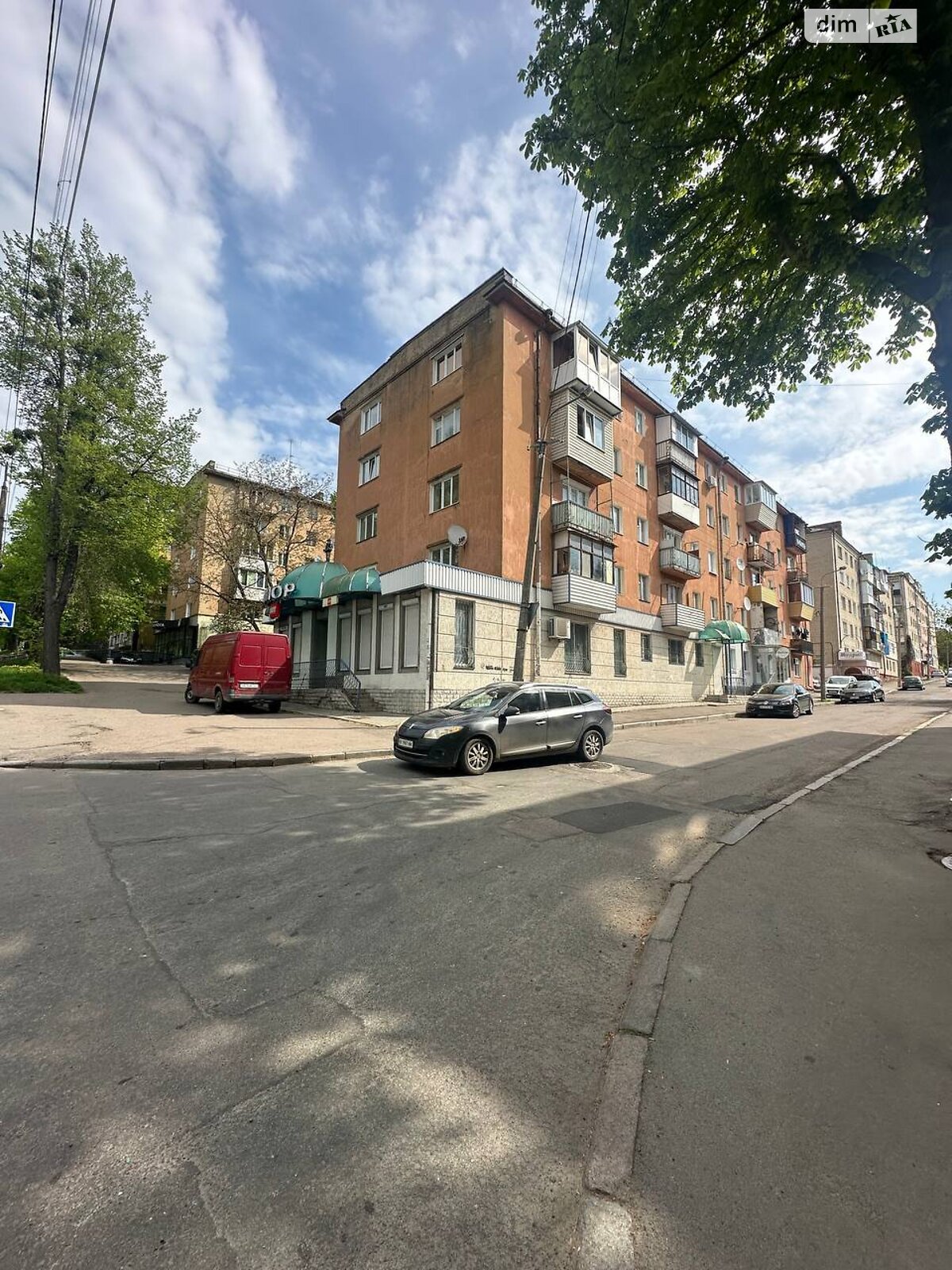 Коммерческое помещение в Ровно, сдам в аренду по Васильченко Степана улица 3, район Центр, цена: 8 000 грн за объект фото 1