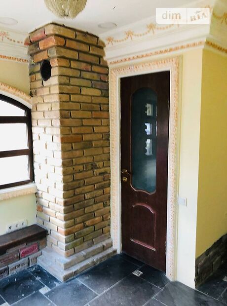 Коммерческое помещение в Ровно, сдам в аренду по вулиця Міцкевича 2А, район Центр, цена: 25 000 грн за объект фото 1 Коммерческое помещение в Ровно, сдам в аренду по вулиця Міцкевича 2А, район Центр, цена: 25 000 грн за объект фото 1