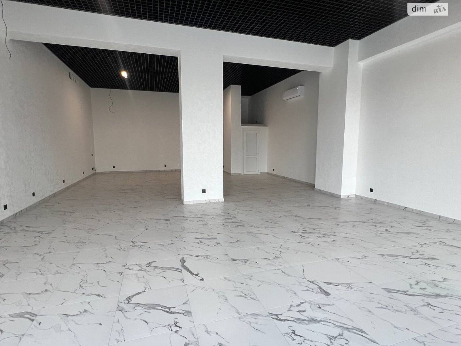 Коммерческое помещение в Ровно, сдам в аренду по Черновола Вячеслава улица 94Г, район Южный, цена: 73 800 грн за объект фото 1