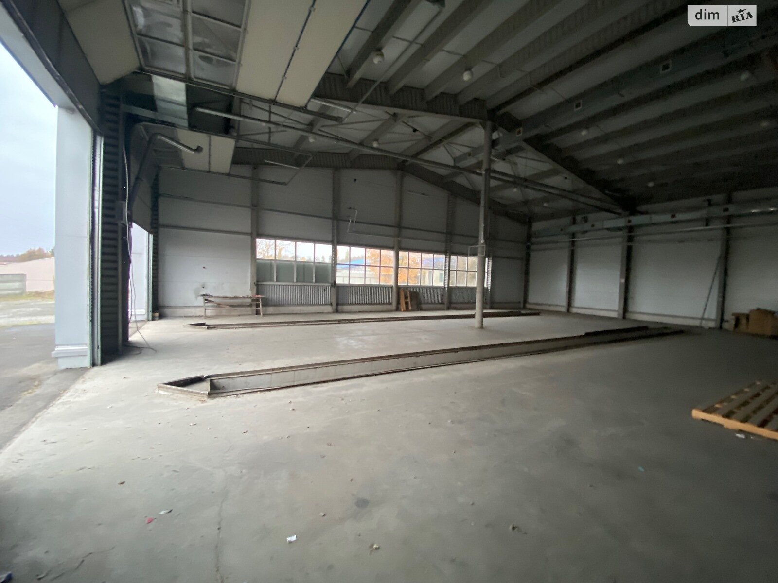 Коммерческое помещение в Ровно, сдам в аренду по Киевская улица 102Ж, район Южный, цена: 85 000 грн за объект фото 1 Коммерческое помещение в Ровно, сдам в аренду по Киевская улица 102Ж, район Южный, цена: 85 000 грн за объект фото 1