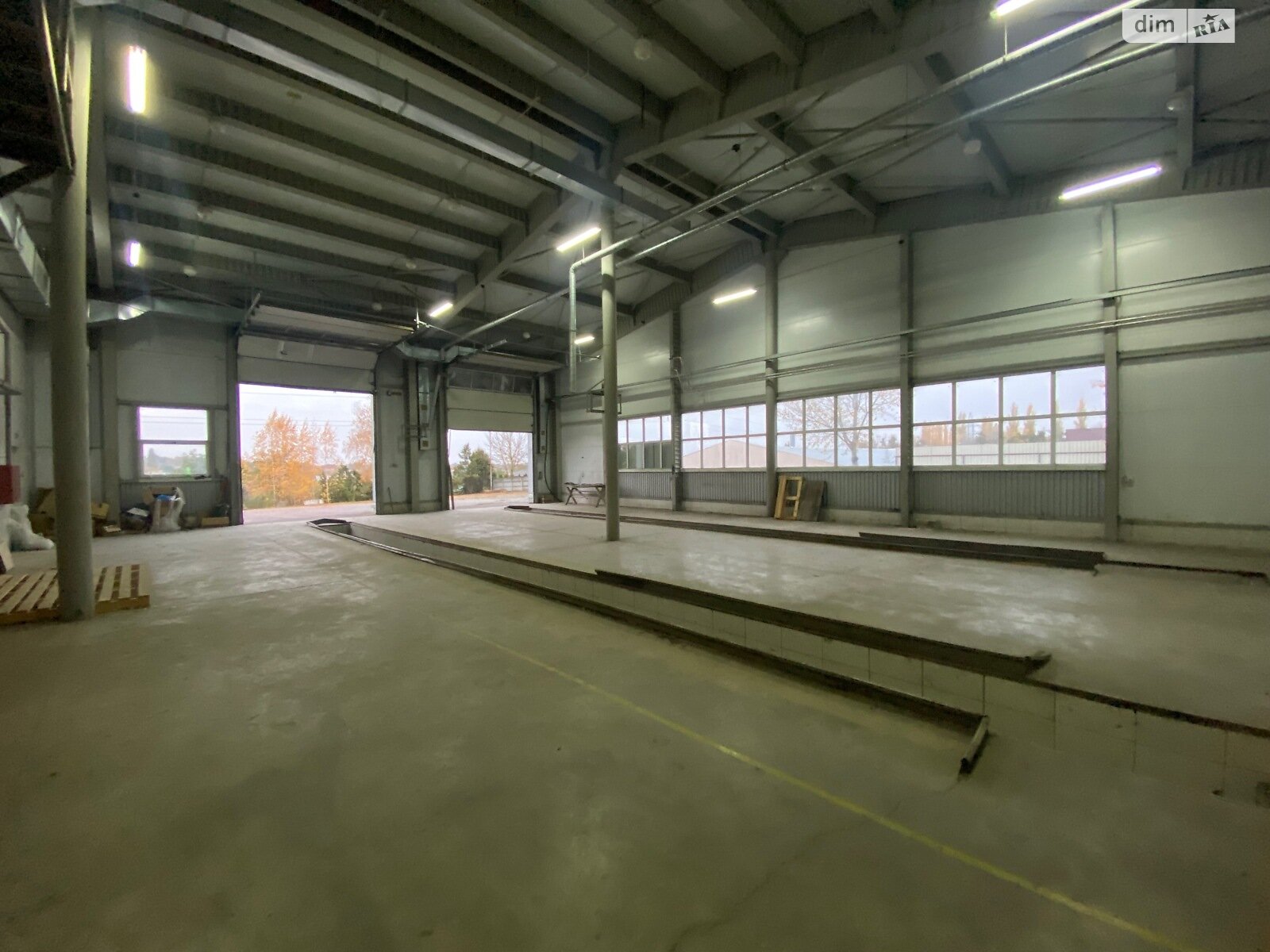 Коммерческое помещение в Ровно, сдам в аренду по Киевская улица 102Ж, район Южный, цена: 85 000 грн за объект фото 1 Коммерческое помещение в Ровно, сдам в аренду по Киевская улица 102Ж, район Южный, цена: 85 000 грн за объект фото 1