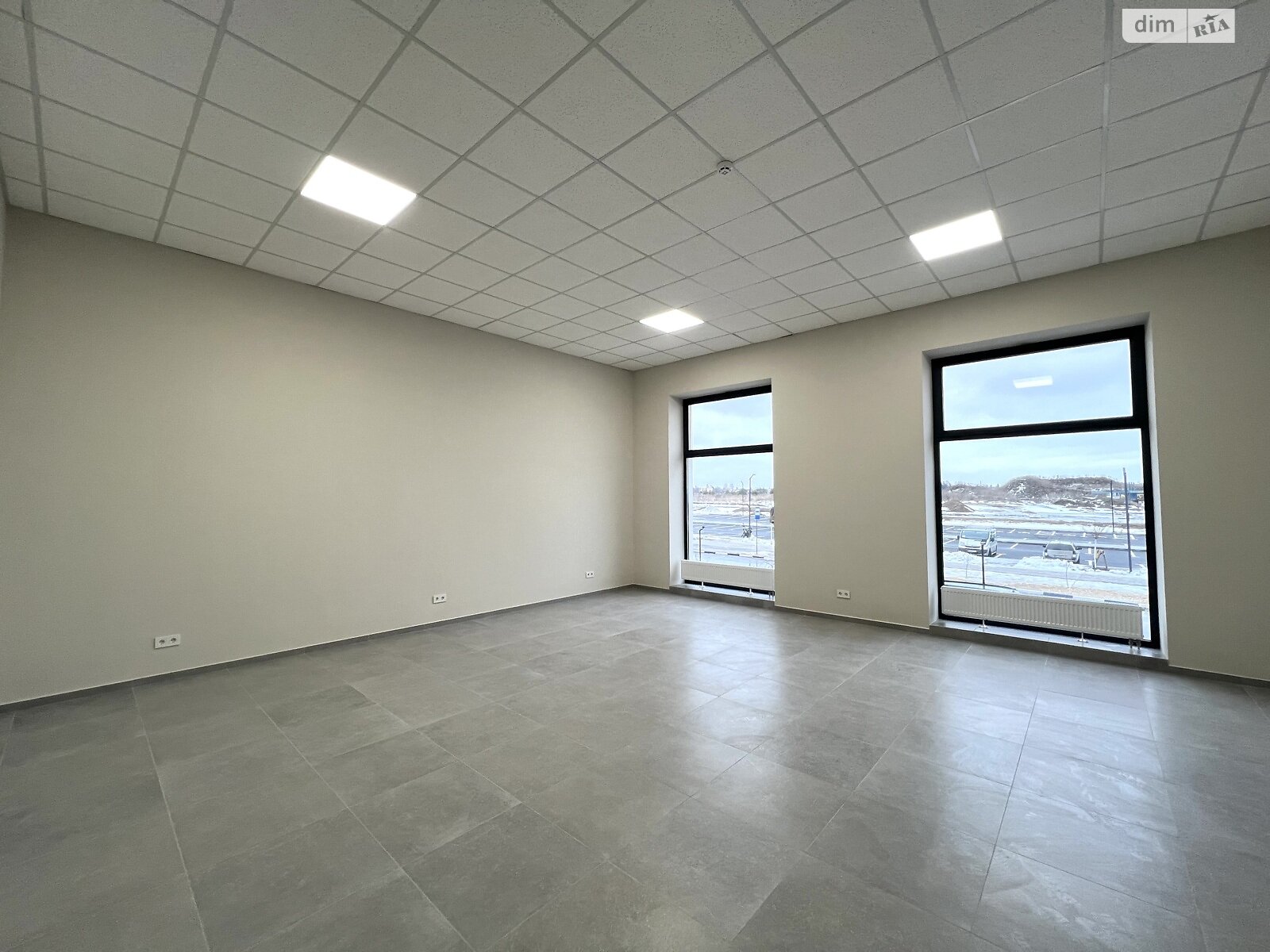 Коммерческое помещение в Ровно, сдам в аренду по Студенческая улица 26А/5, район Южный, цена: 24 392 грн за объект фото 1