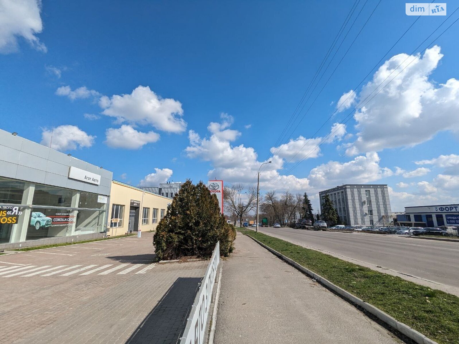 Комерційне приміщення в Рівному, здам в оренду по Млинівська вулиця 18, район Ювілейний, ціна: 250 000 грн за об’єкт фото 1 Комерційне приміщення в Рівному, здам в оренду по Млинівська вулиця 18, район Ювілейний, ціна: 250 000 грн за об’єкт фото 1