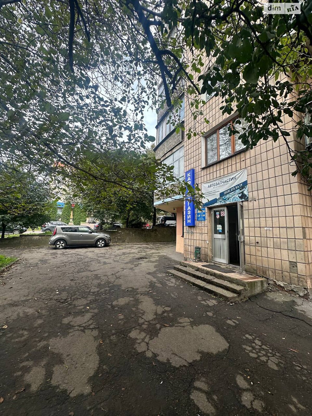 Комерційне приміщення в Рівному, здам в оренду по Соборна вулиця 442А, район Ювілейний, ціна: 20 000 грн за об’єкт фото 1 Комерційне приміщення в Рівному, здам в оренду по Соборна вулиця 442А, район Ювілейний, ціна: 20 000 грн за об’єкт фото 1