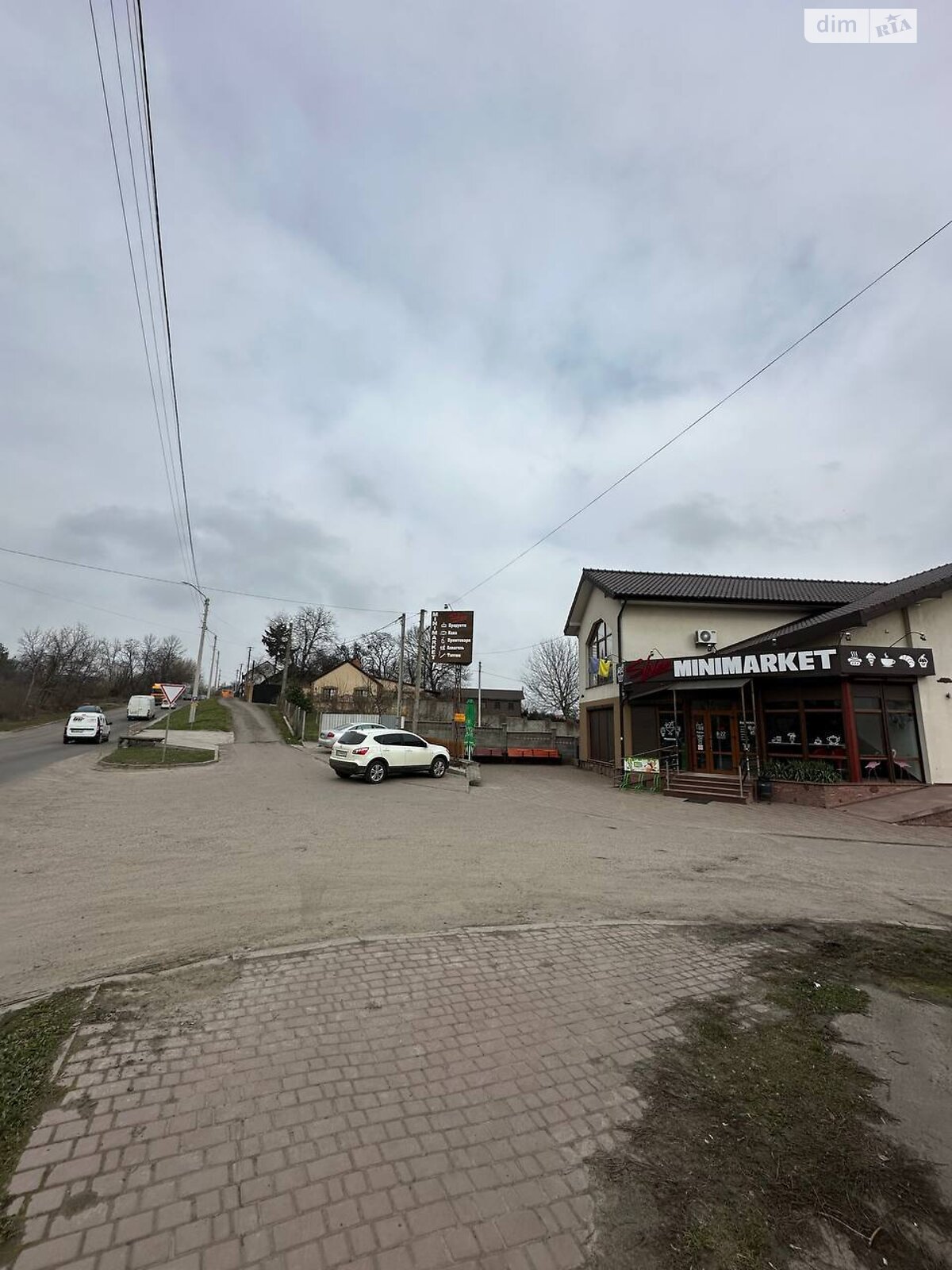 Коммерческое помещение в Ровно, сдам в аренду по Золотиевская улица, район Золотиев, цена: 25 000 грн за объект фото 1