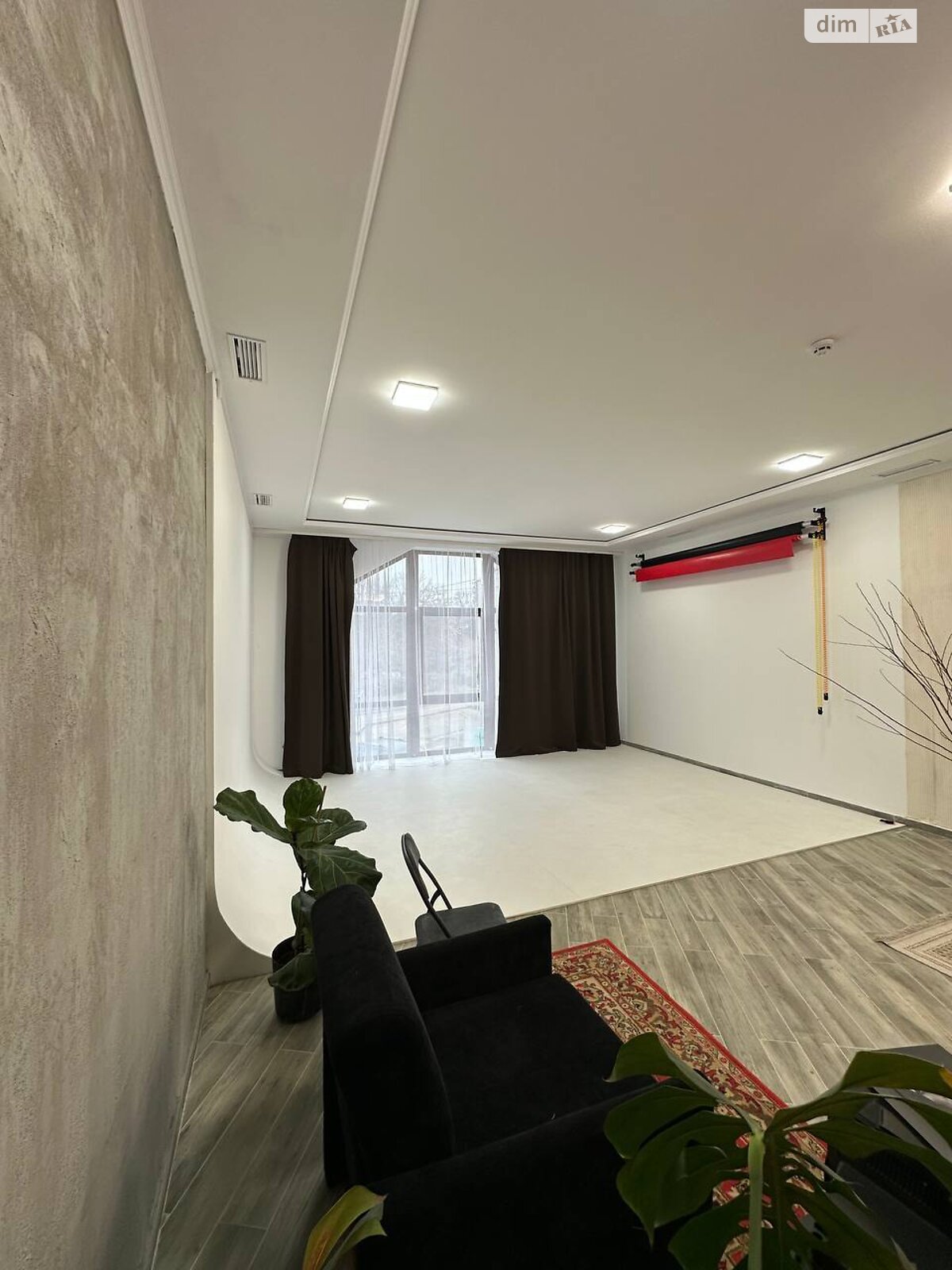 Комерційне приміщення в Рівному, здам в оренду по Золотіївська вулиця 11В, район Золотіїв, ціна: 30 000 грн за об’єкт фото 1