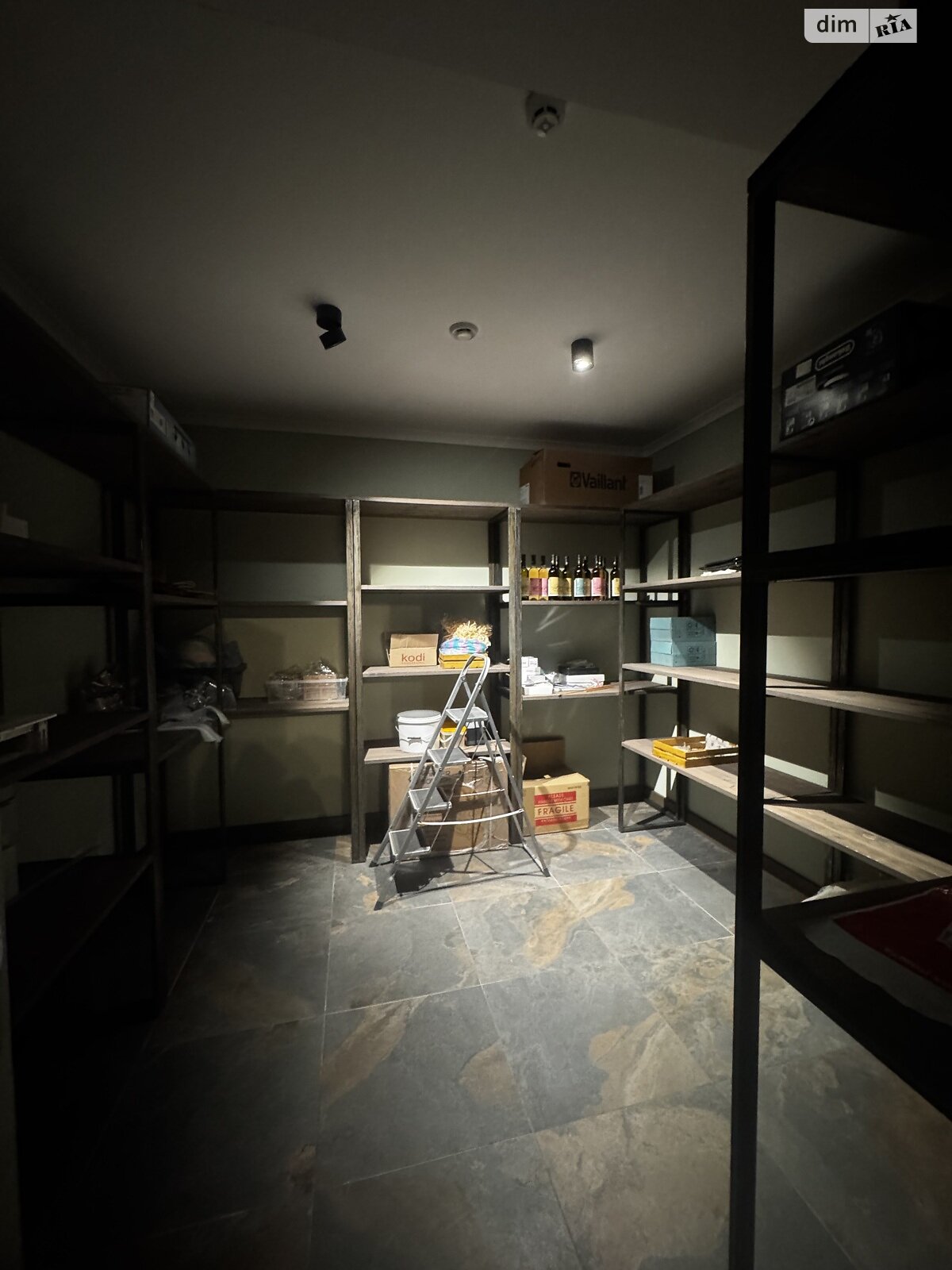 Коммерческое помещение в Софиевской Борщаговке, Бышевская улица 1, цена аренды: 60 000 грн за объект фото 1