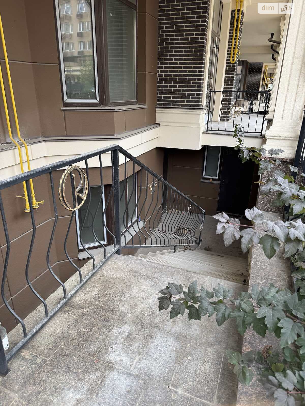 Коммерческое помещение в Софиевской Борщаговке, Молодёжная улица 10, цена аренды: 30 000 грн за объект фото 1 Коммерческое помещение в Софиевской Борщаговке, Молодёжная улица 10, цена аренды: 30 000 грн за объект фото 1