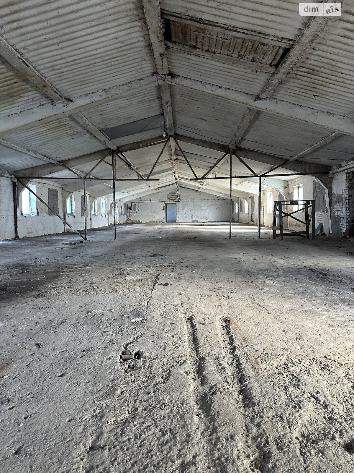 Коммерческое помещение в Стрижавке, Пригородная улица, цена аренды: 63 000 грн за объект фото 1