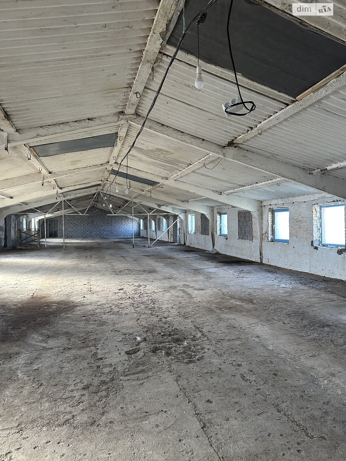 Коммерческое помещение в Стрижавке, Пригородная улица, цена аренды: 63 000 грн за объект фото 1