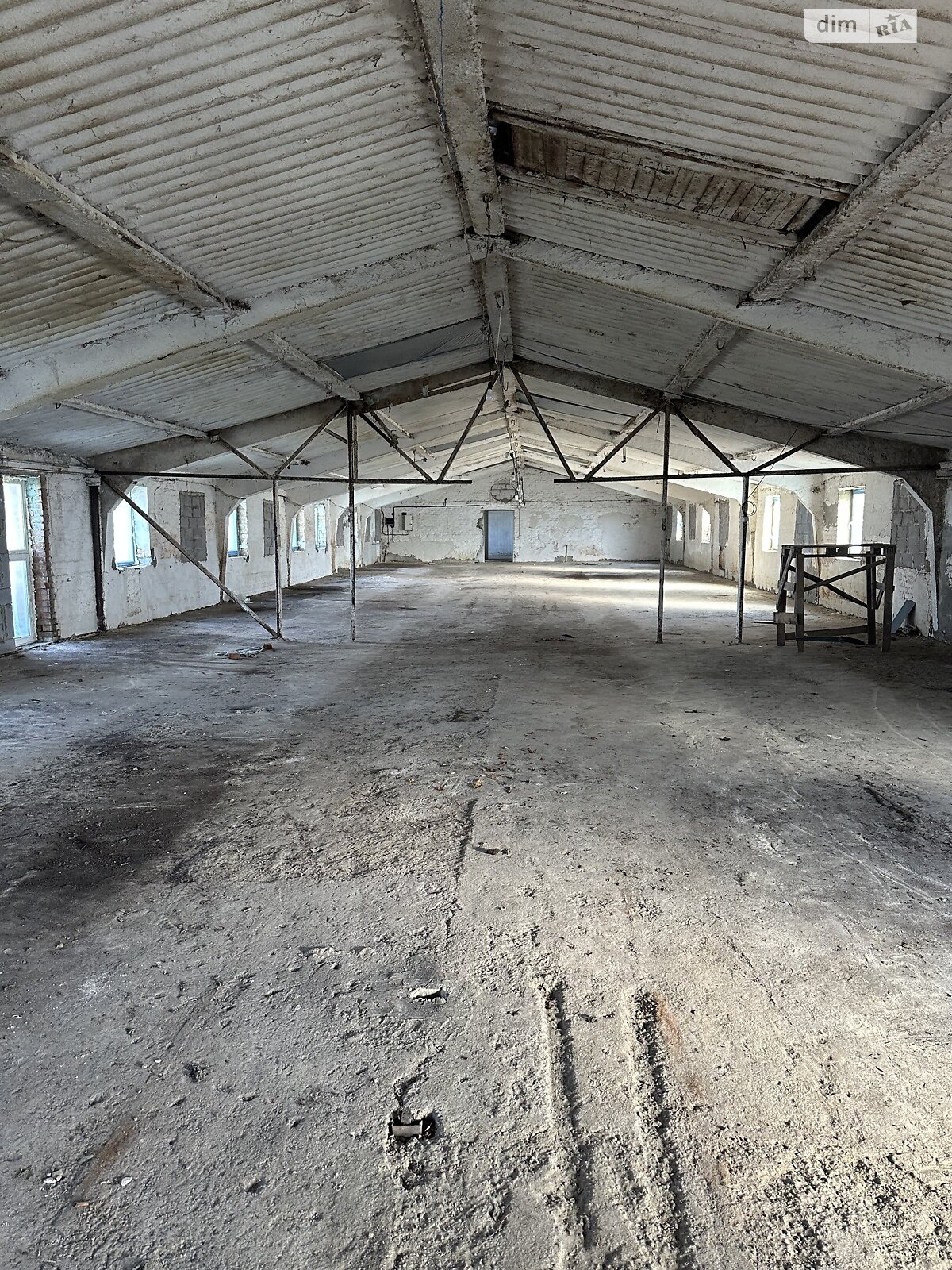 Коммерческое помещение в Стрижавке, Пригородная улица, цена аренды: 63 000 грн за объект фото 1