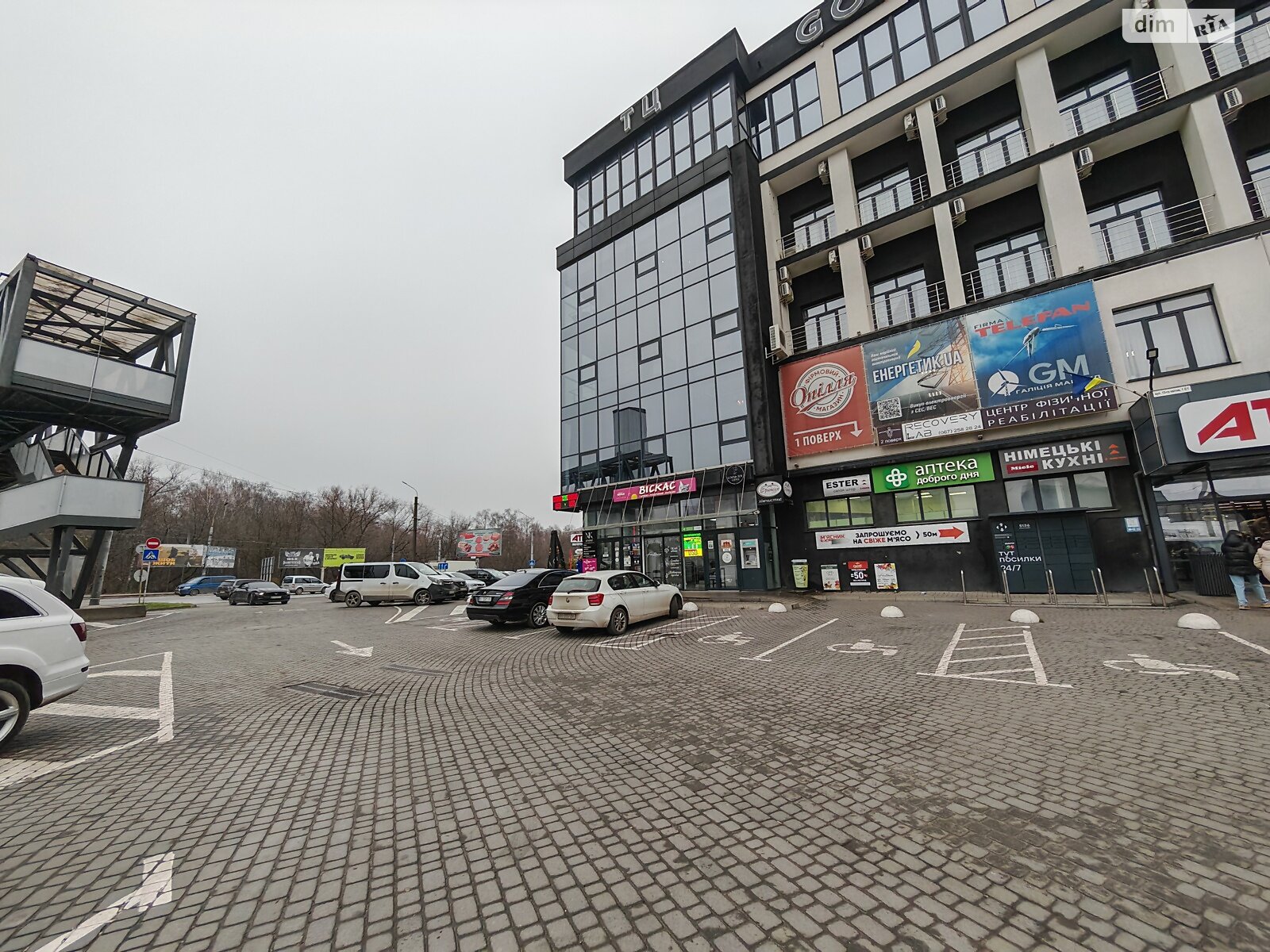 Коммерческое помещение в Тернополе, 15-го Апреля улица, цена аренды: 261 600 грн за объект фото 1