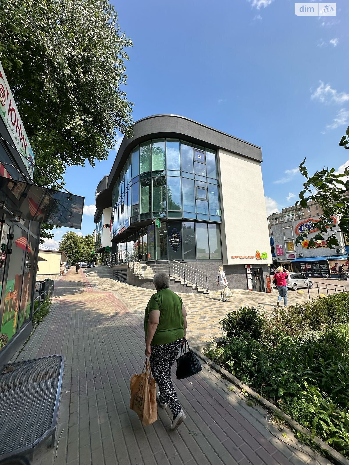 Коммерческое помещение в Тернополе, сдам в аренду по 15-го Апреля улица, район Бам, цена: 30 000 грн за объект фото 1 Коммерческое помещение в Тернополе, сдам в аренду по 15-го Апреля улица, район Бам, цена: 30 000 грн за объект фото 1