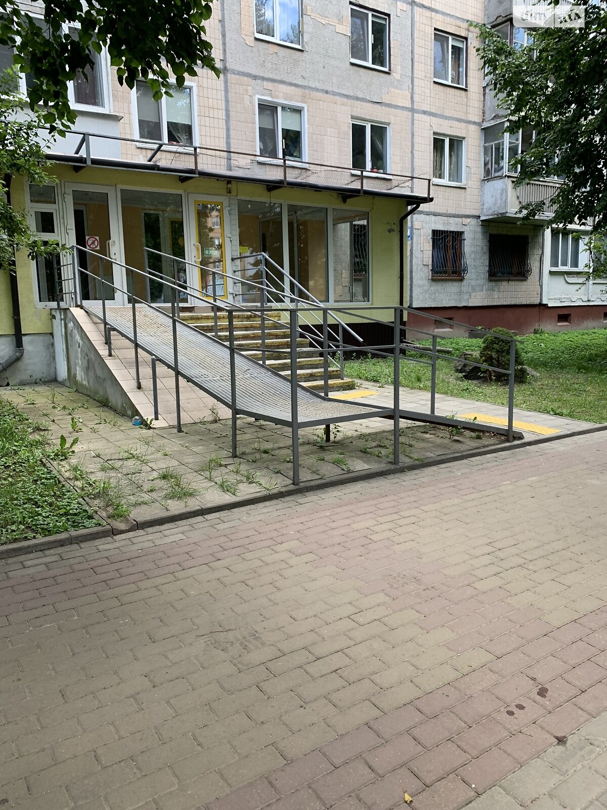 Коммерческое помещение в Тернополе, сдам в аренду по 15-го Апреля улица 8, район Бам, цена: 23 000 грн за объект фото 1 Коммерческое помещение в Тернополе, сдам в аренду по 15-го Апреля улица 8, район Бам, цена: 23 000 грн за объект фото 1