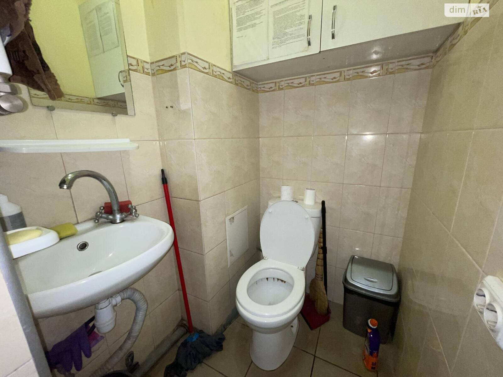 Коммерческое помещение в Тернополе, сдам в аренду по 15-го Апреля улица, район Бам, цена: 25 000 грн за объект фото 1 Коммерческое помещение в Тернополе, сдам в аренду по 15-го Апреля улица, район Бам, цена: 25 000 грн за объект фото 1