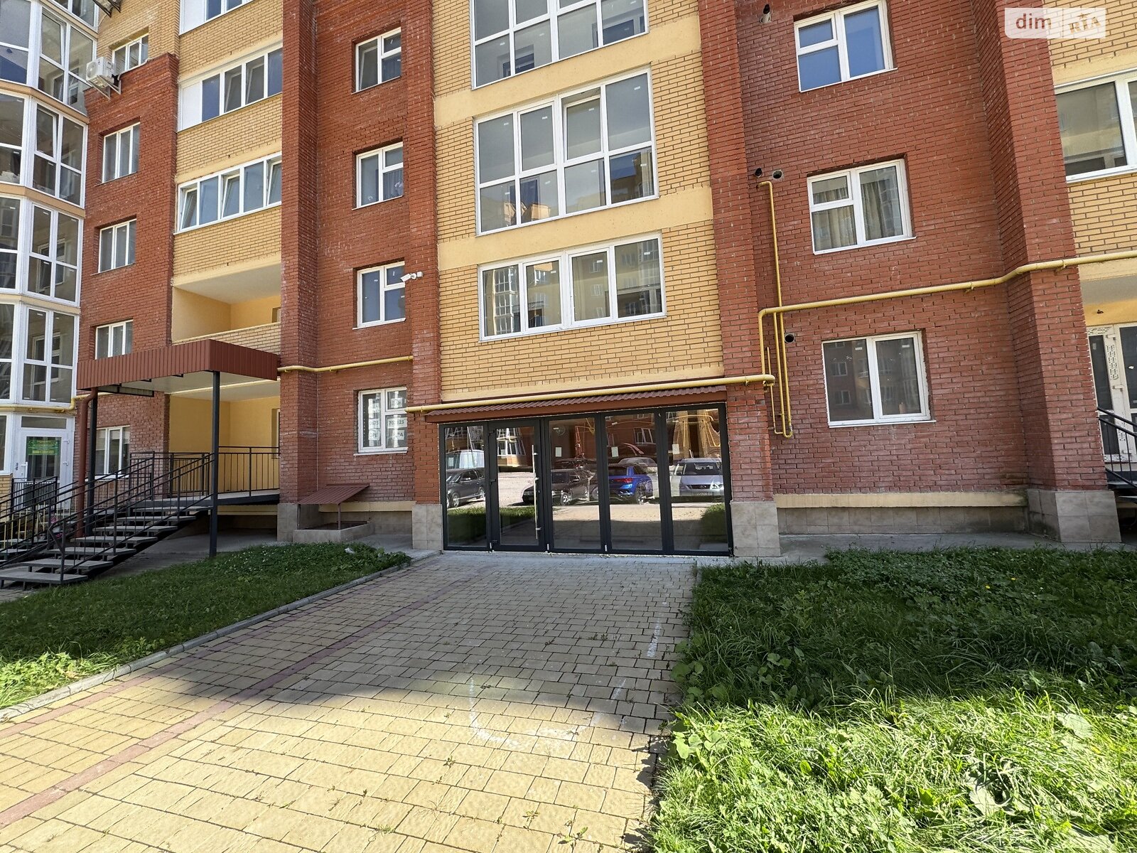 Комерційне приміщення в Тернополі, здам в оренду по Генерала Мирона Тарнавського провулок 8, район Бам, ціна: 12 621 грн за об’єкт фото 1 Комерційне приміщення в Тернополі, здам в оренду по Генерала Мирона Тарнавського провулок 8, район Бам, ціна: 12 621 грн за об’єкт фото 1