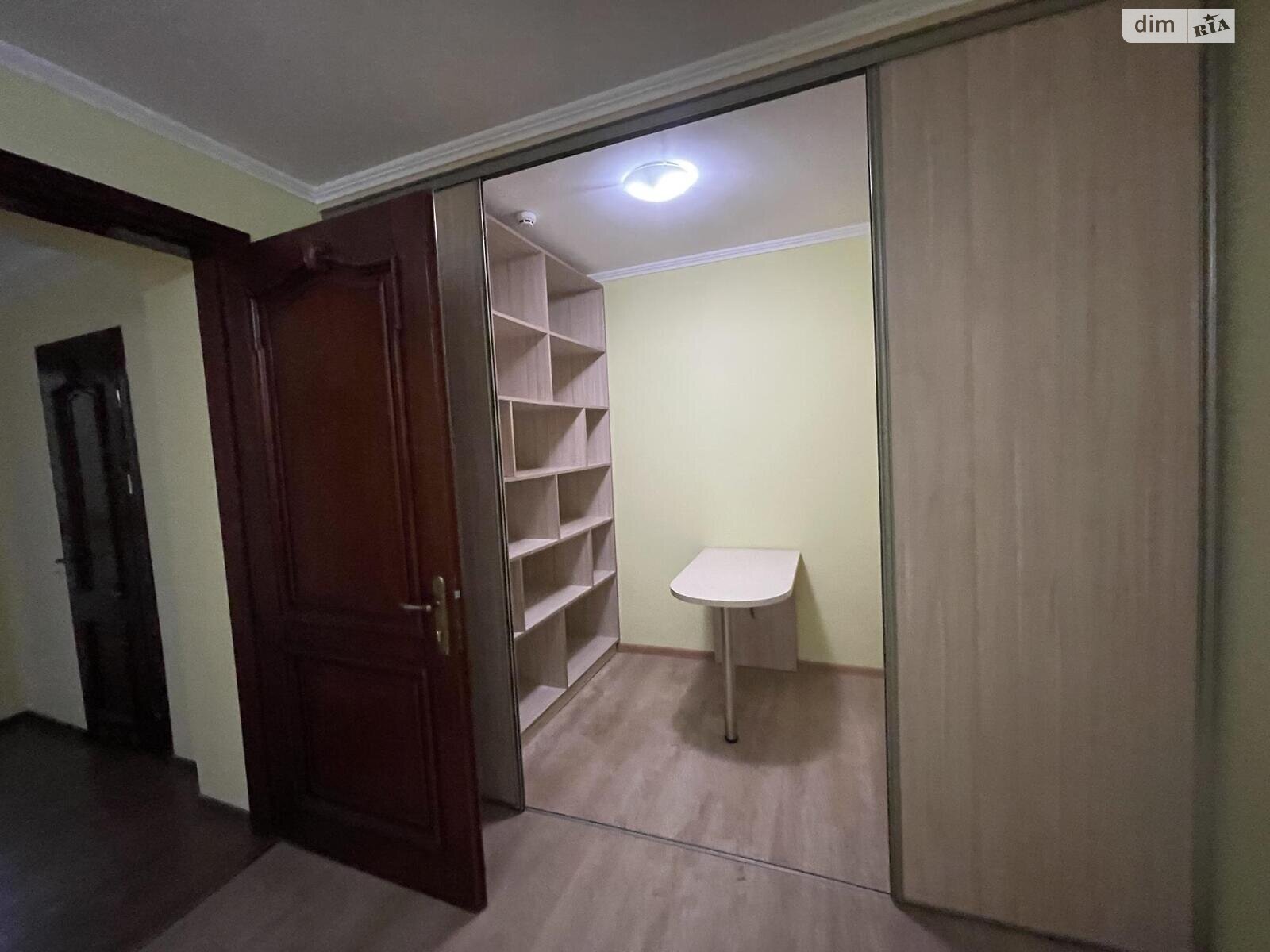 Коммерческое помещение в Тернополе, сдам в аренду по Генерала Мирона Тарнавского улица, район Бам, цена: 30 000 грн за объект фото 1