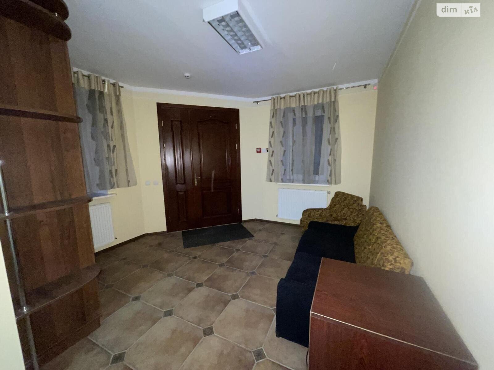 Коммерческое помещение в Тернополе, сдам в аренду по Генерала Мирона Тарнавского улица, район Бам, цена: 30 000 грн за объект фото 1