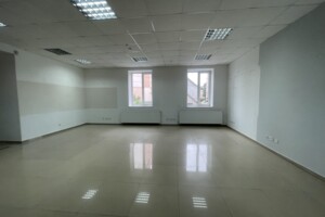 Коммерческое помещение в Тернополе, Бандеры Степана проспект, цена аренды: 88 000 грн за объект фото 2