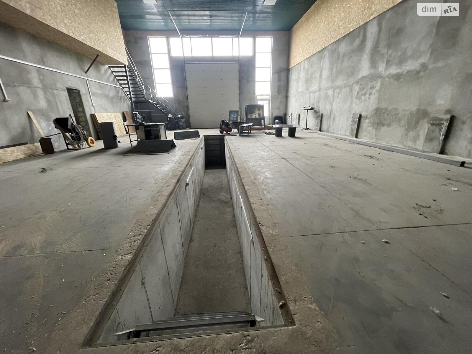 Комерційне приміщення в Тернополі, здам в оренду по Бережанська вулиця, район Дружба, ціна: 60 000 грн за об’єкт фото 1