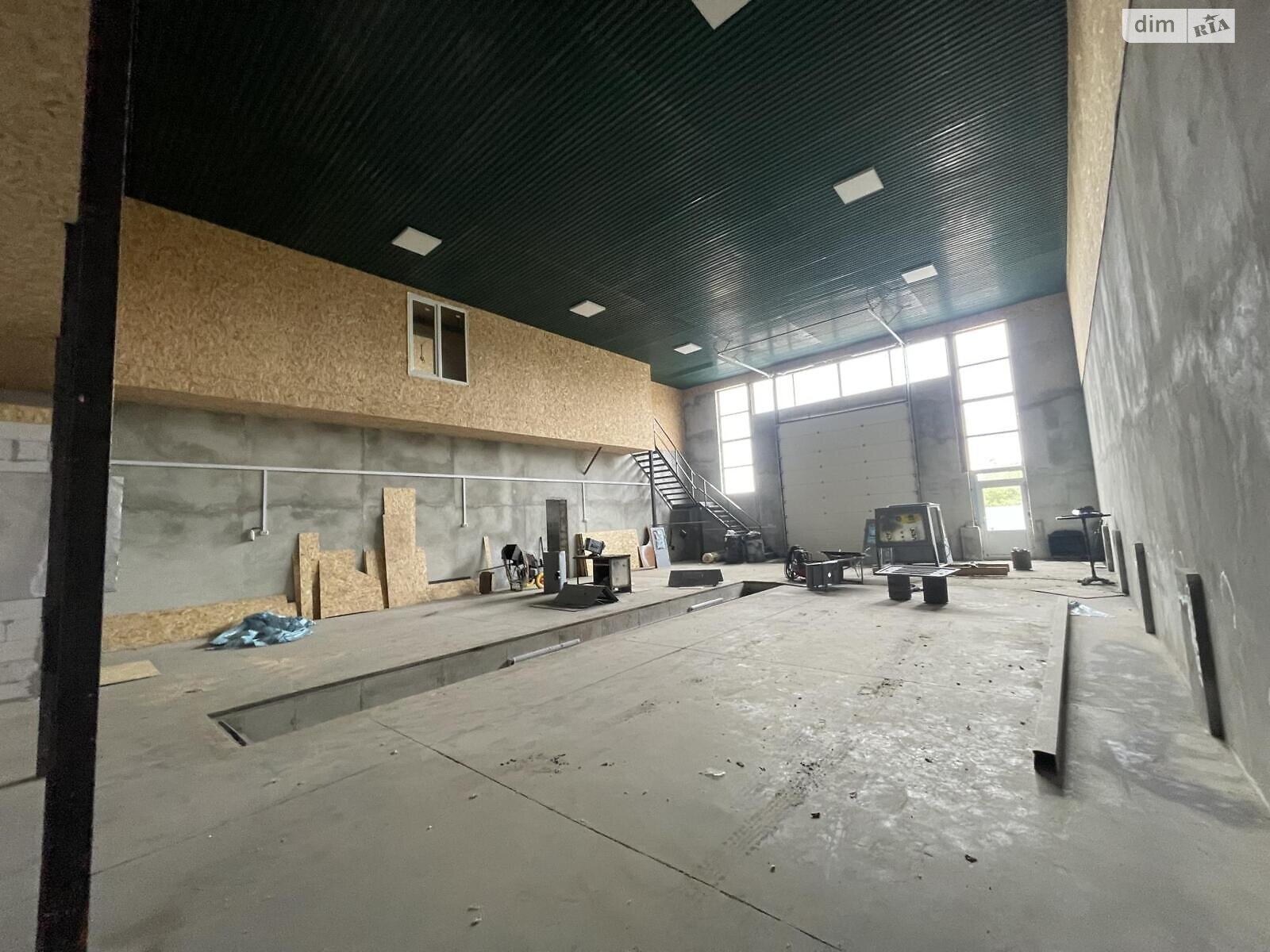 Комерційне приміщення в Тернополі, здам в оренду по Бережанська вулиця, район Дружба, ціна: 60 000 грн за об’єкт фото 1