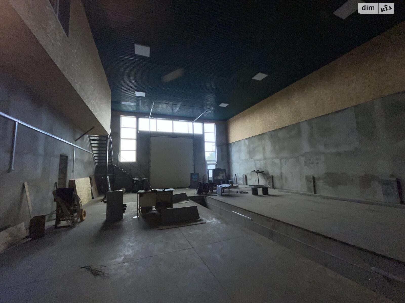 Комерційне приміщення в Тернополі, здам в оренду по Бережанська вулиця, район Дружба, ціна: 60 000 грн за об’єкт фото 1