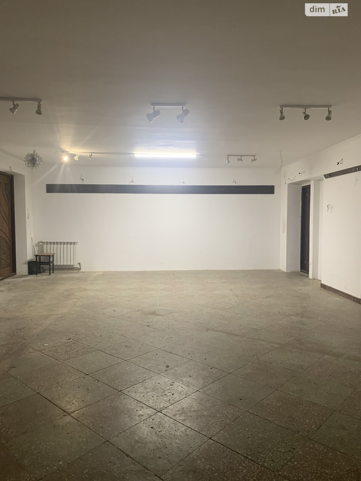 Коммерческое помещение в Тернополе, сдам в аренду по Кривоноса Максима улица 6, район Дружба, цена: 9 900 грн за объект фото 1 Коммерческое помещение в Тернополе, сдам в аренду по Кривоноса Максима улица 6, район Дружба, цена: 9 900 грн за объект фото 1