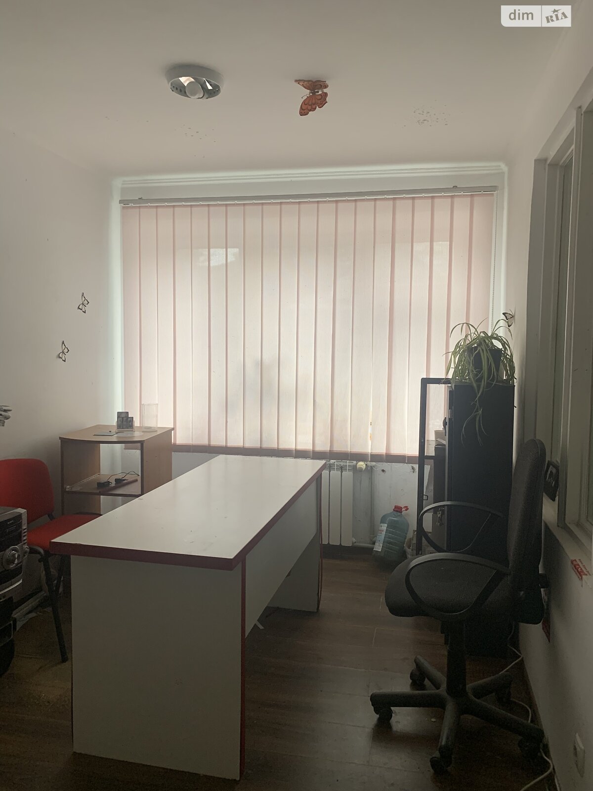 Коммерческое помещение в Тернополе, сдам в аренду по Кривоноса Максима улица 6, район Дружба, цена: 9 900 грн за объект фото 1 Коммерческое помещение в Тернополе, сдам в аренду по Кривоноса Максима улица 6, район Дружба, цена: 9 900 грн за объект фото 1