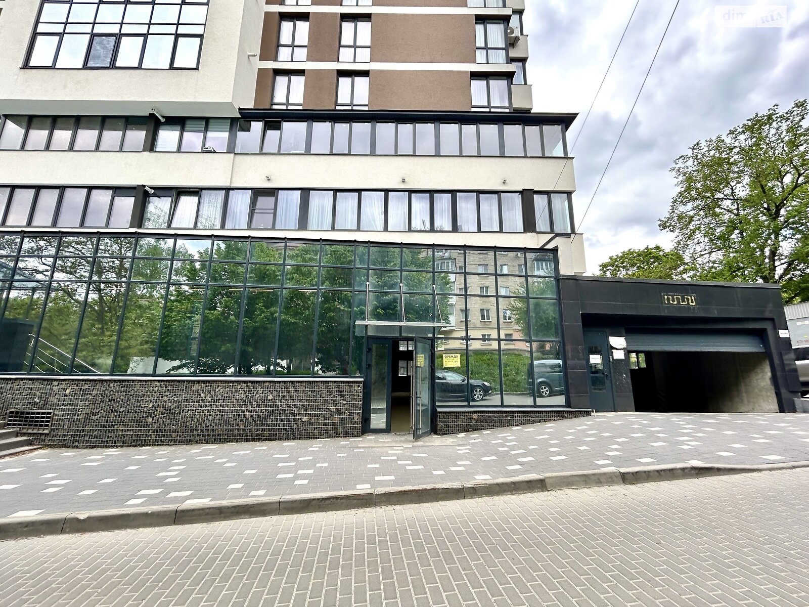Комерційне приміщення в Тернополі, здам в оренду по Миру вулиця 4В, район Дружба, ціна: 66 800 грн за об’єкт фото 1 Комерційне приміщення в Тернополі, здам в оренду по Миру вулиця 4В, район Дружба, ціна: 66 800 грн за об’єкт фото 1