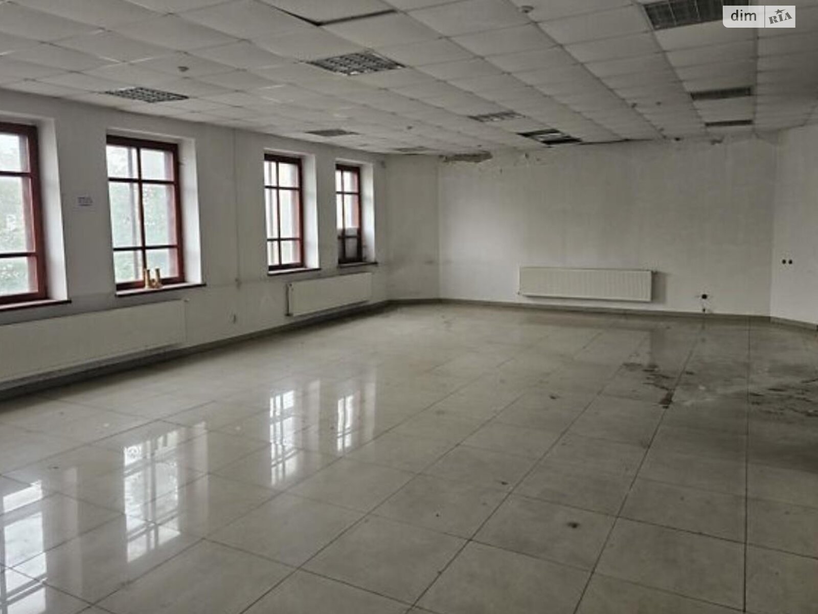 Коммерческое помещение в Тернополе, сдам в аренду по Окружная улица, район Дружба, цена: 46 600 грн за объект фото 1 Коммерческое помещение в Тернополе, сдам в аренду по Окружная улица, район Дружба, цена: 46 600 грн за объект фото 1