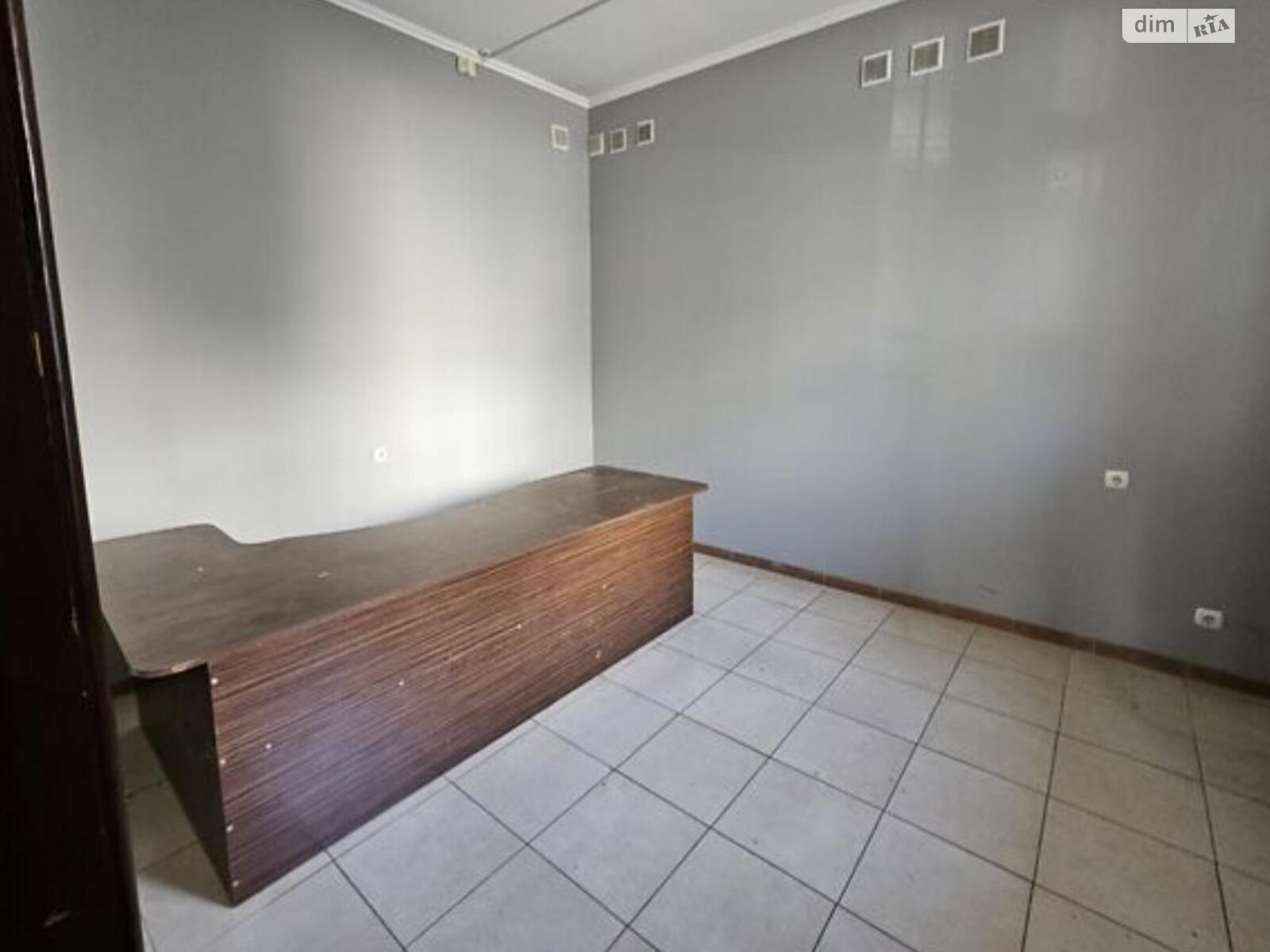 Коммерческое помещение в Тернополе, сдам в аренду по Окружная улица, район Дружба, цена: 46 600 грн за объект фото 1 Коммерческое помещение в Тернополе, сдам в аренду по Окружная улица, район Дружба, цена: 46 600 грн за объект фото 1