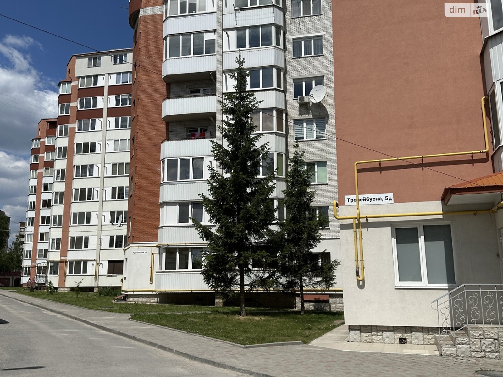 Коммерческое помещение в Тернополе, сдам в аренду по Троллейбусная улица 5, район Дружба, цена: 34 000 грн за объект фото 1 Коммерческое помещение в Тернополе, сдам в аренду по Троллейбусная улица 5, район Дружба, цена: 34 000 грн за объект фото 1
