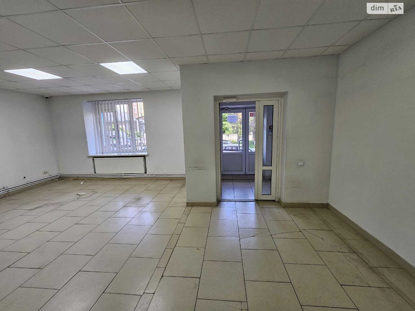 Комерційне приміщення в Тернополі, здам в оренду по Володимира Лучаковського (Лучаківського) вулиця, район Дружба, ціна: 69 000 грн за об’єкт фото 1 Комерційне приміщення в Тернополі, здам в оренду по Володимира Лучаковського (Лучаківського) вулиця, район Дружба, ціна: 69 000 грн за об’єкт фото 1
