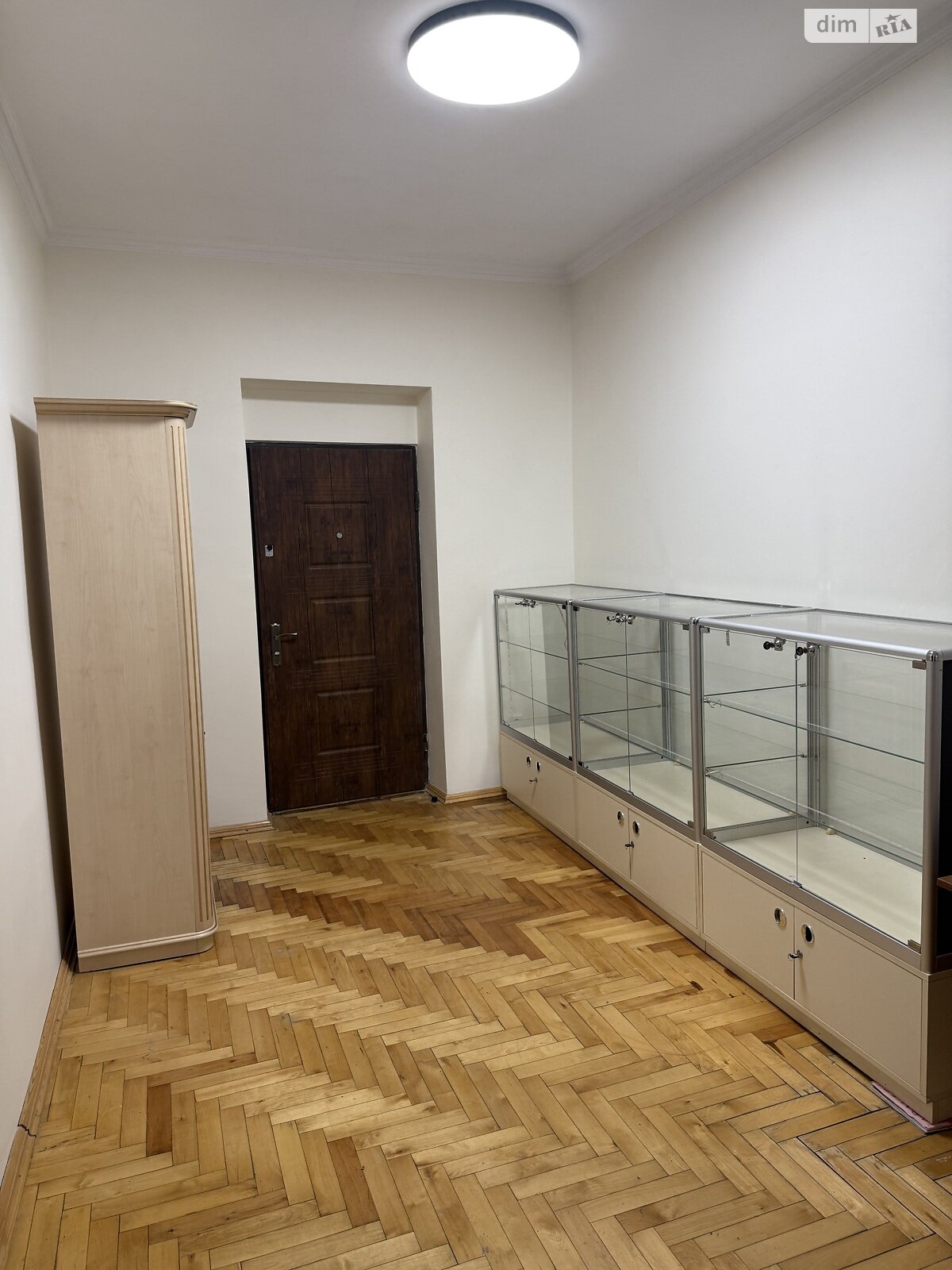 Комерційне приміщення в Тернополі, здам в оренду по Володимира Лучаковського (Лучаківського) вулиця, район Дружба, ціна: 8 486 грн за об’єкт фото 1 Комерційне приміщення в Тернополі, здам в оренду по Володимира Лучаковського (Лучаківського) вулиця, район Дружба, ціна: 8 486 грн за об’єкт фото 1