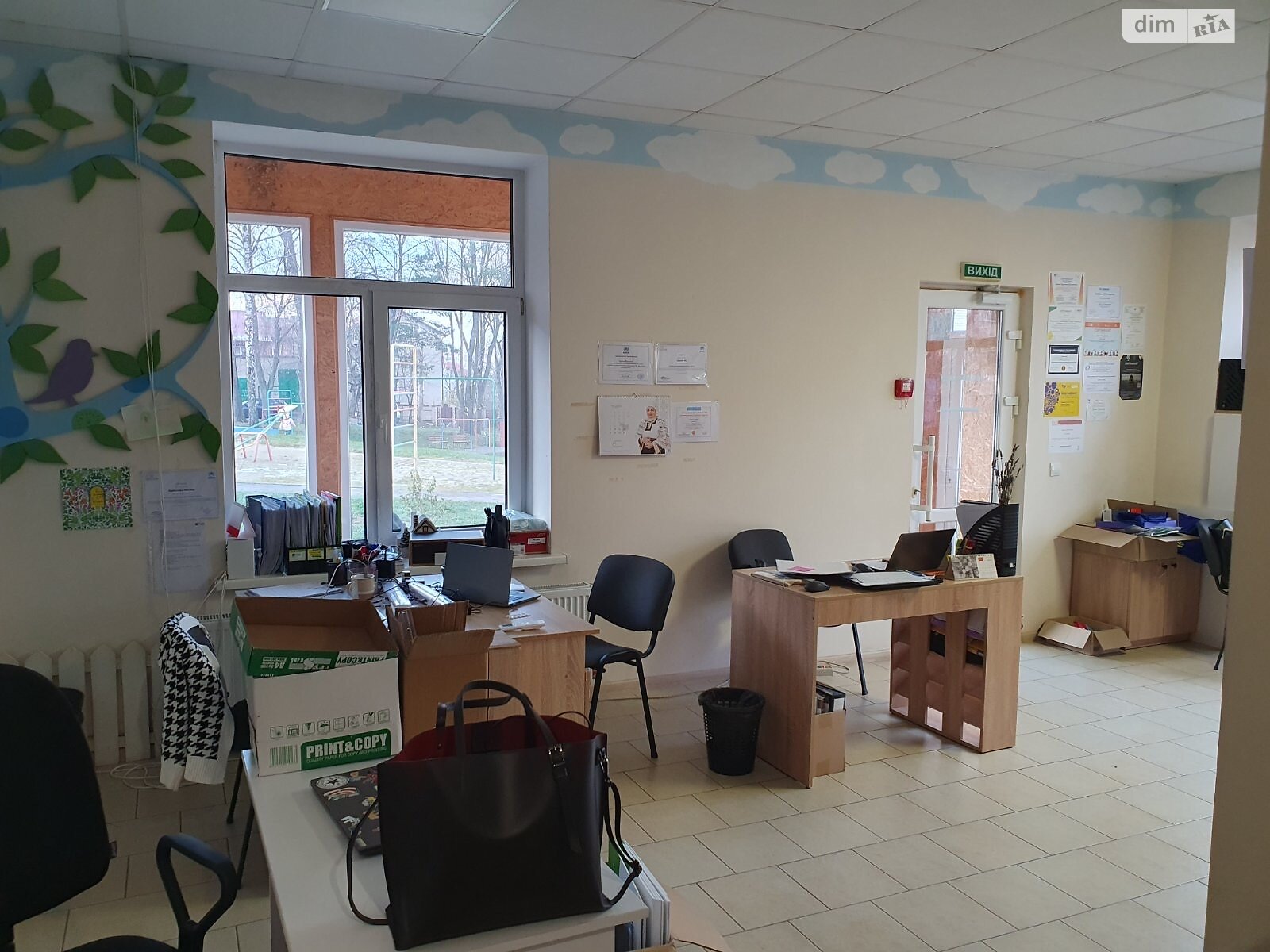 Комерційне приміщення в Тернополі, здам в оренду по Євгена Коновальця вулиця, район Канада, ціна: 35 000 грн за об’єкт фото 1 Комерційне приміщення в Тернополі, здам в оренду по Євгена Коновальця вулиця, район Канада, ціна: 35 000 грн за об’єкт фото 1