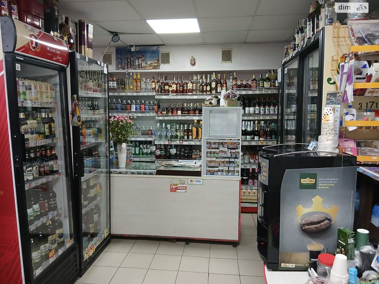 Комерційне приміщення в Тернополі, здам в оренду по Галицька вулиця 37, район Канада, ціна: 28 000 грн за об’єкт фото 1 Комерційне приміщення в Тернополі, здам в оренду по Галицька вулиця 37, район Канада, ціна: 28 000 грн за об’єкт фото 1