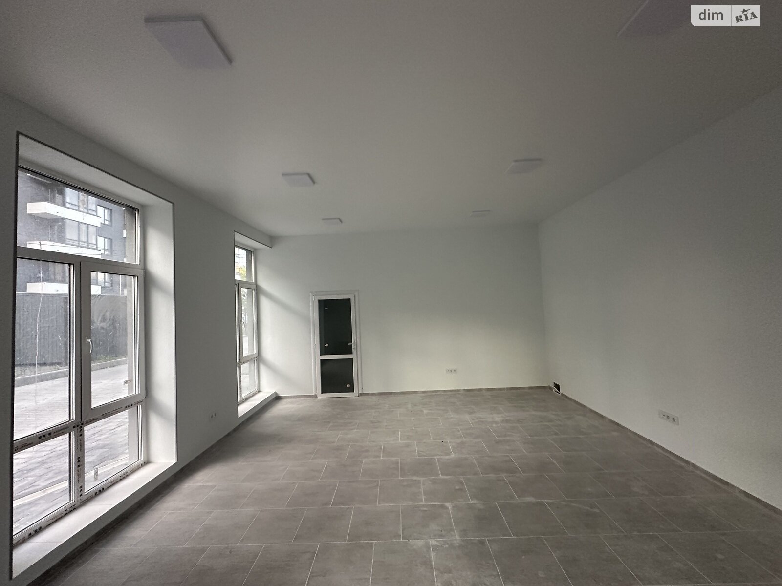 Коммерческое помещение в Тернополе, сдам в аренду по Галицкий переулок 11, район Канада, цена: 16 200 грн за объект фото 1 Коммерческое помещение в Тернополе, сдам в аренду по Галицкий переулок 11, район Канада, цена: 16 200 грн за объект фото 1