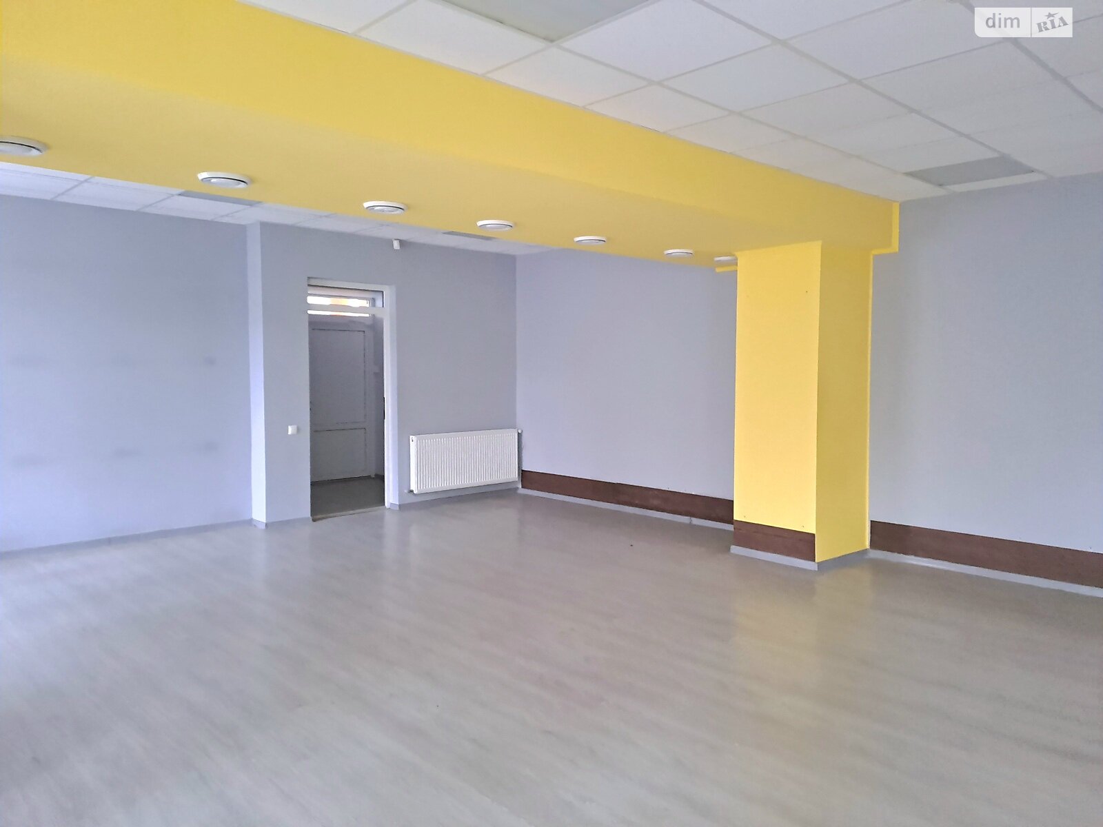Комерційне приміщення в Тернополі, здам в оренду по Вербицького Михайла вулиця 26, район Канада, ціна: 38 750 грн за об’єкт фото 1