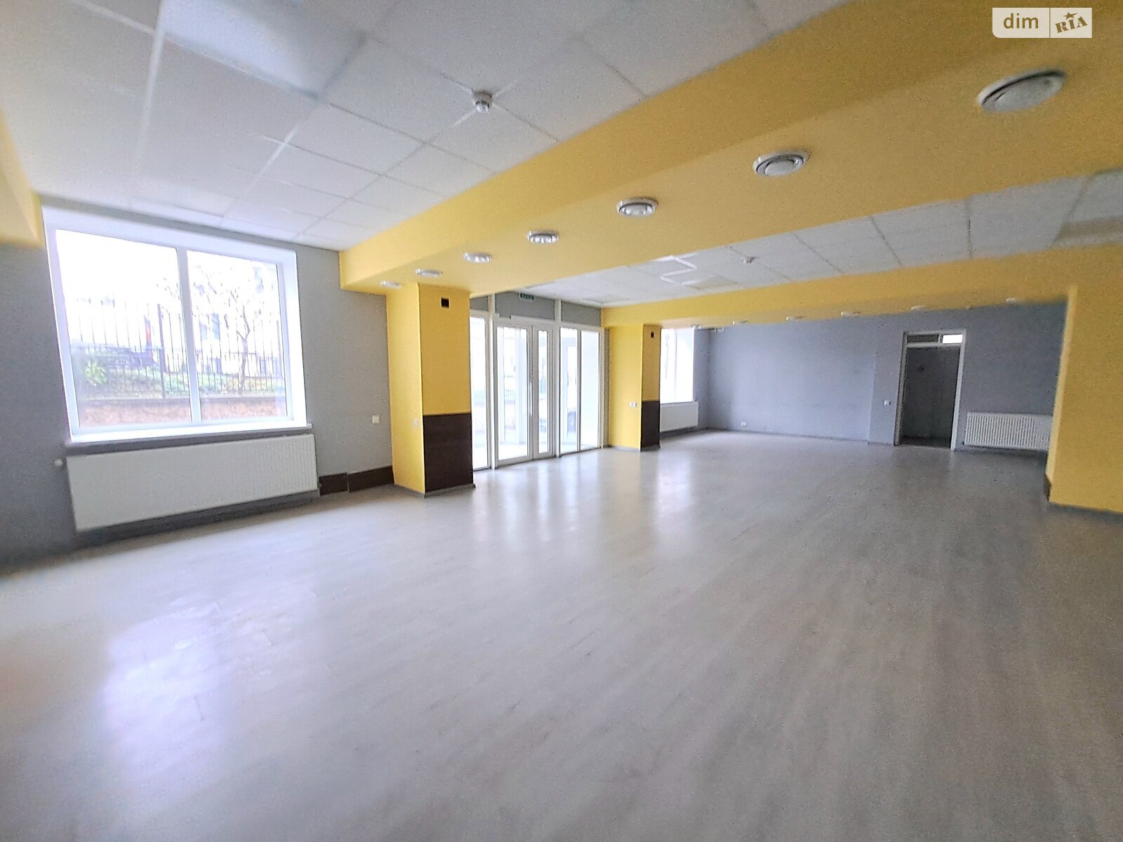 Комерційне приміщення в Тернополі, здам в оренду по Вербицького Михайла вулиця 26, район Канада, ціна: 38 750 грн за об’єкт фото 1