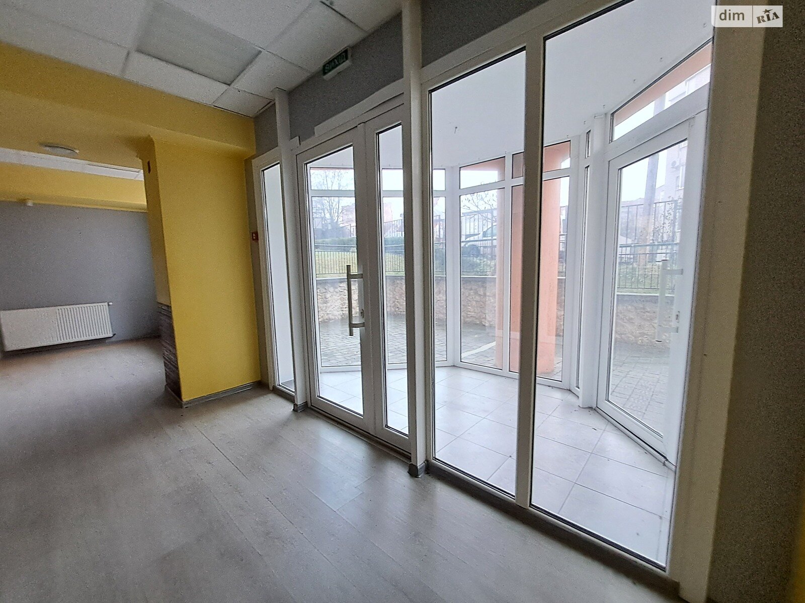 Комерційне приміщення в Тернополі, здам в оренду по Вербицького Михайла вулиця 26, район Канада, ціна: 38 750 грн за об’єкт фото 1